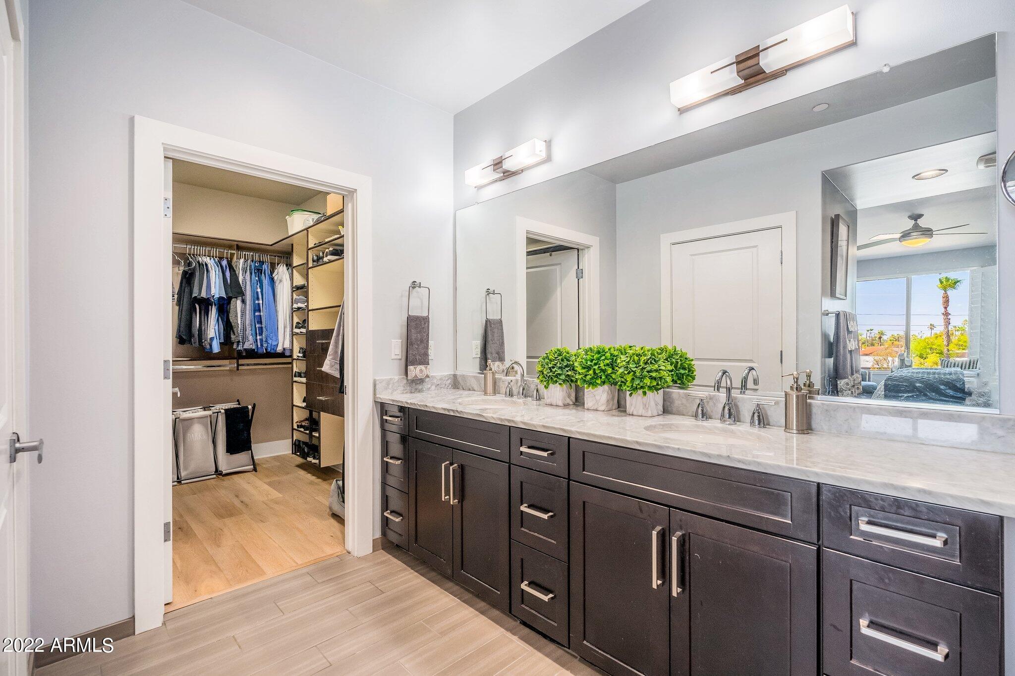 4805 N WOODMERE FAIRWAY -- # 2004