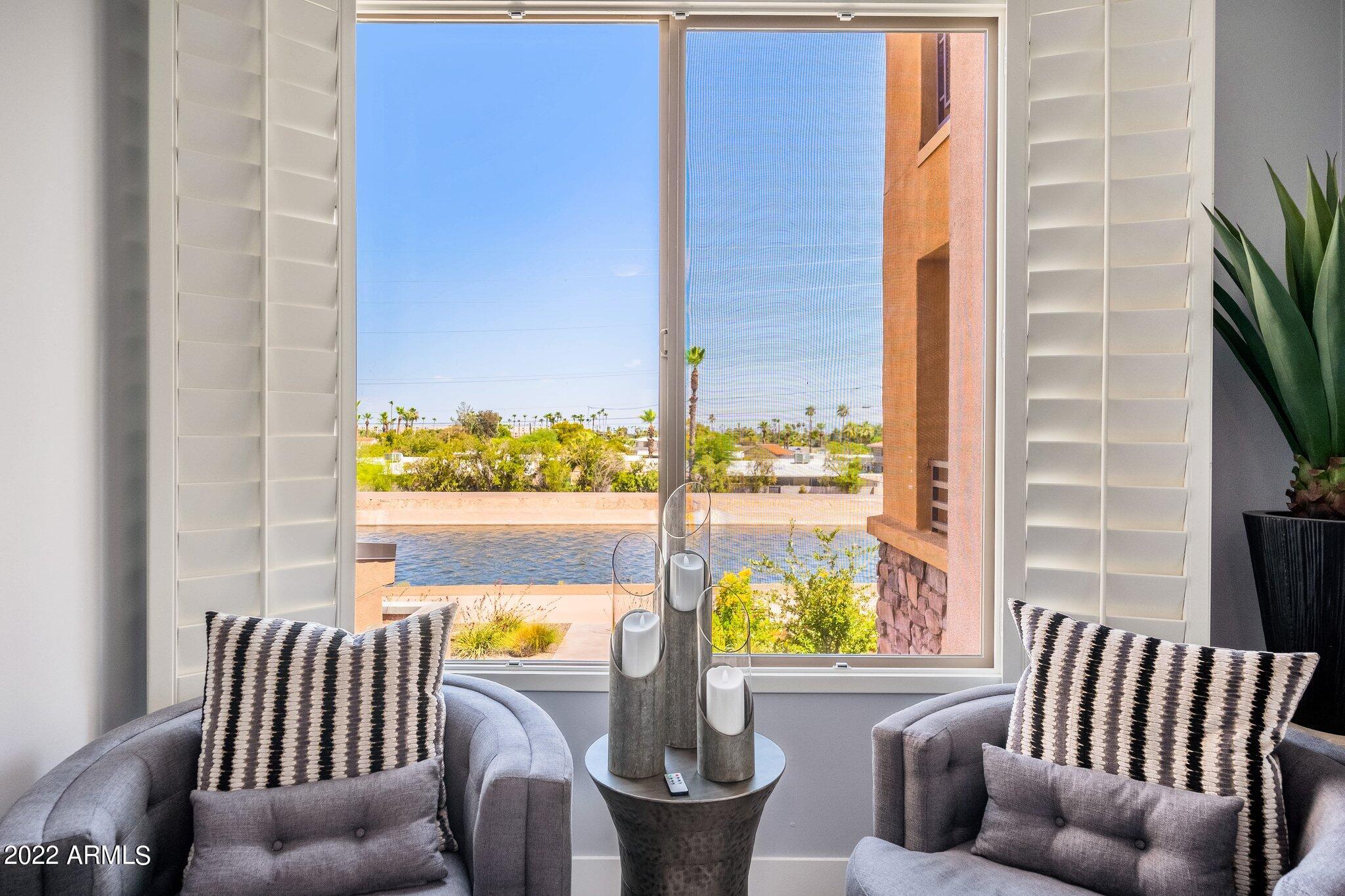 4805 N WOODMERE FAIRWAY -- # 2004