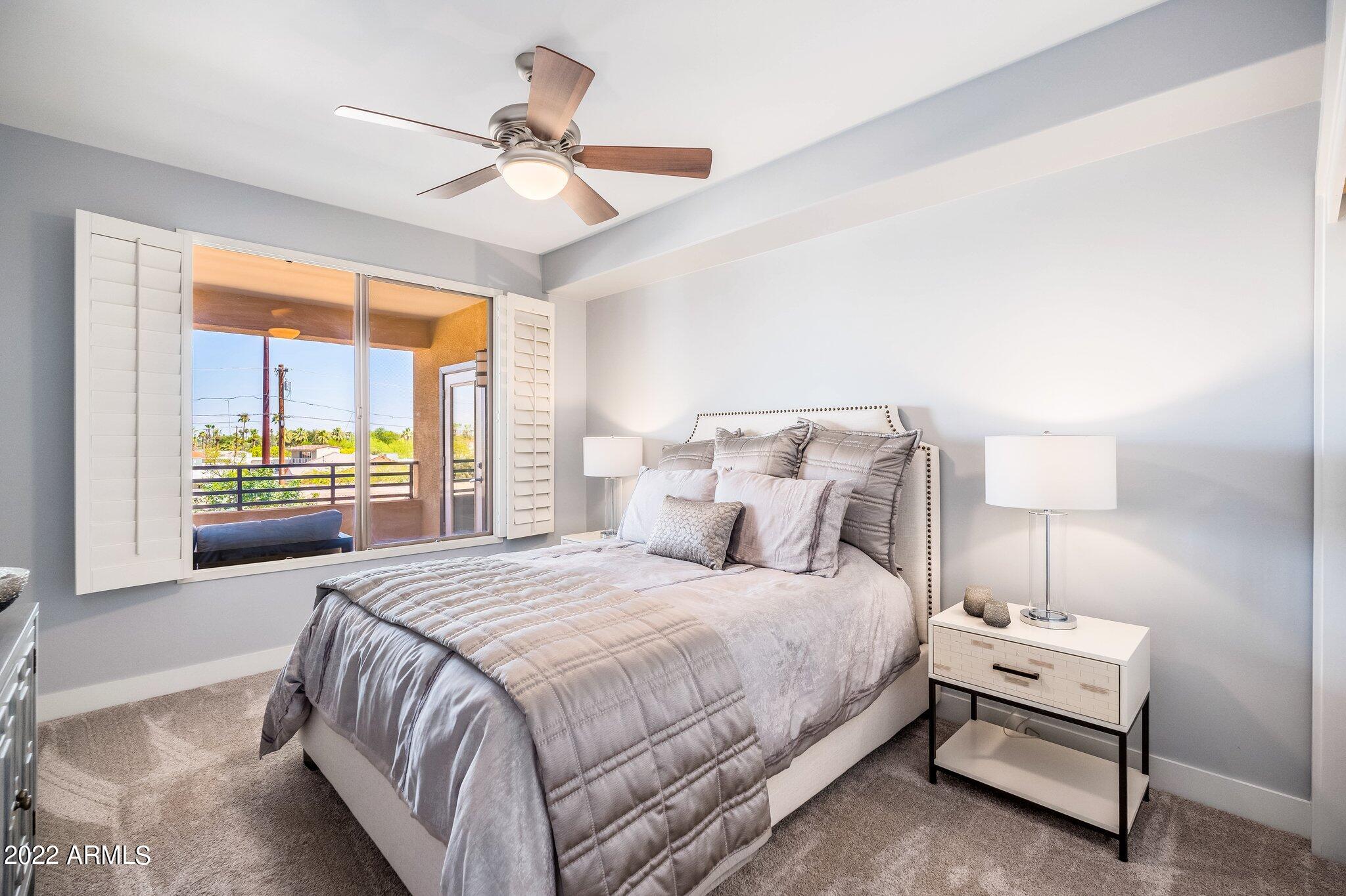 4805 N WOODMERE FAIRWAY -- # 2004