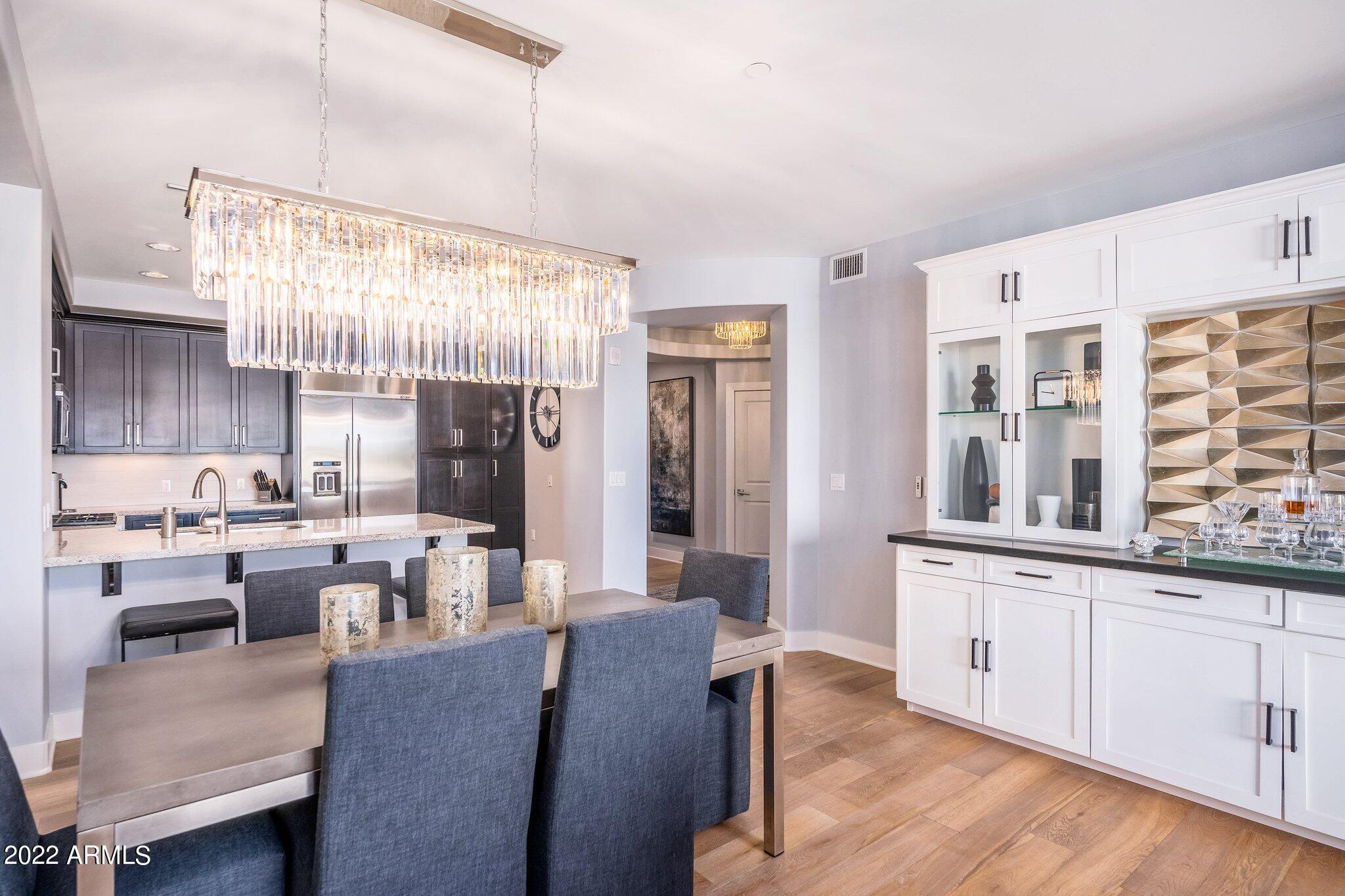 4805 N WOODMERE FAIRWAY -- # 2004