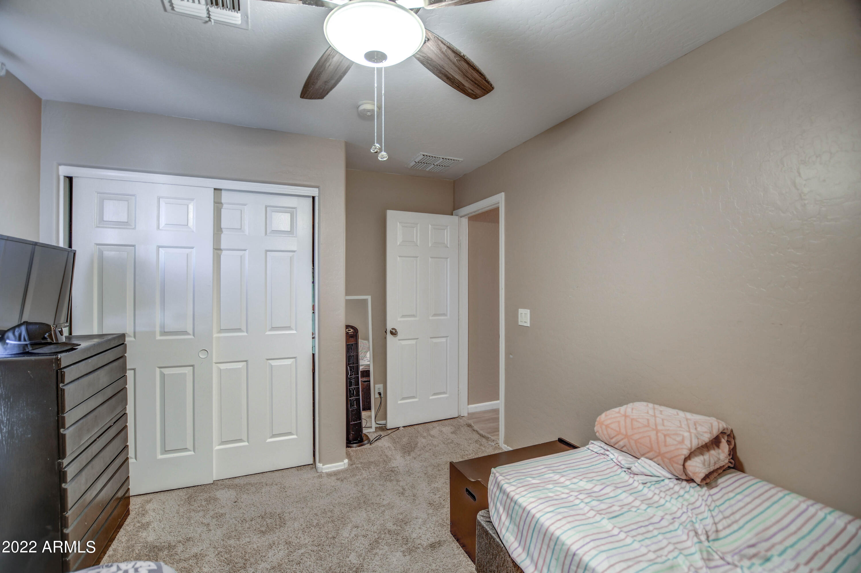 40654 N HIGH MEADOWS Drive
