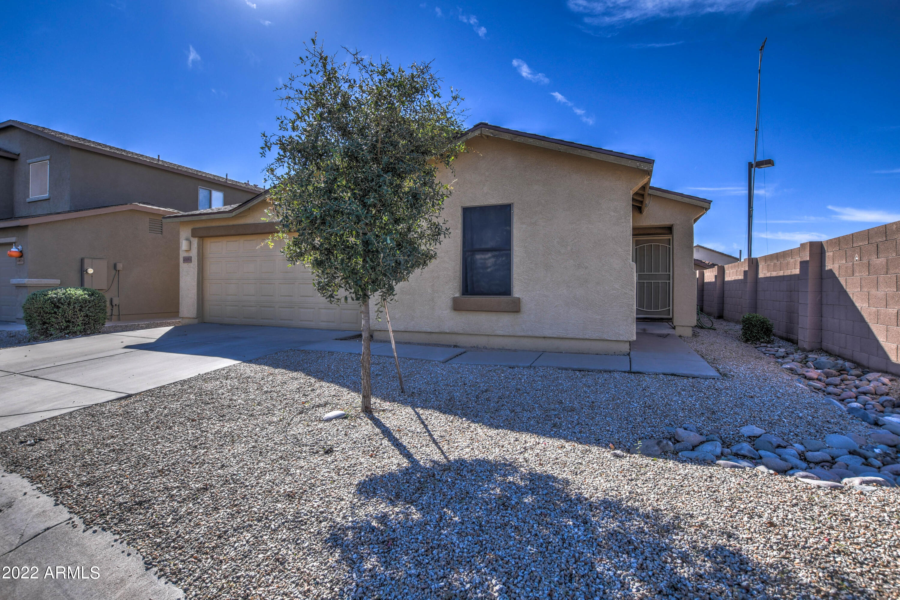 40654 N HIGH MEADOWS Drive