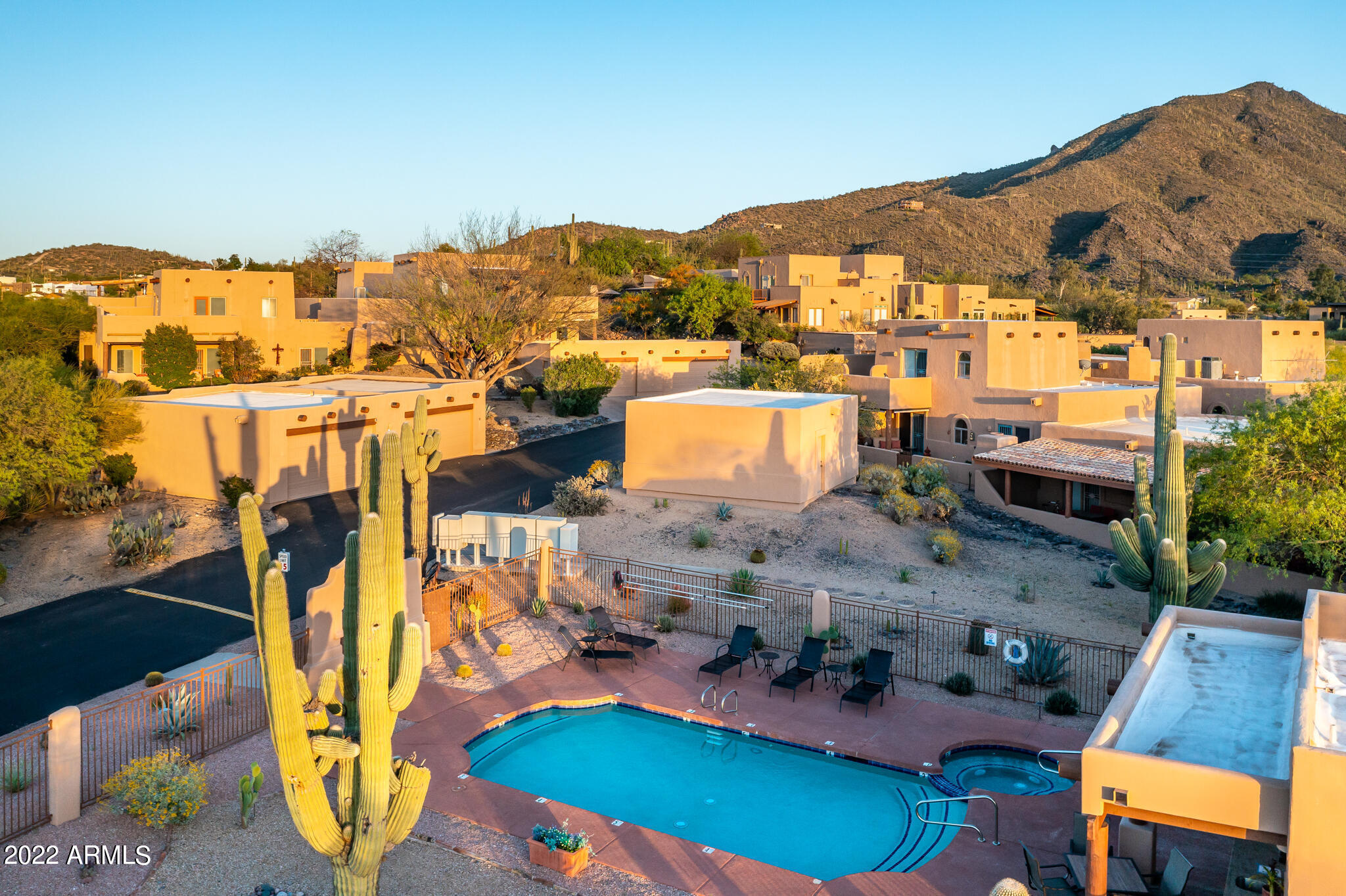 38065 N CAVE CREEK Road Unit: 3