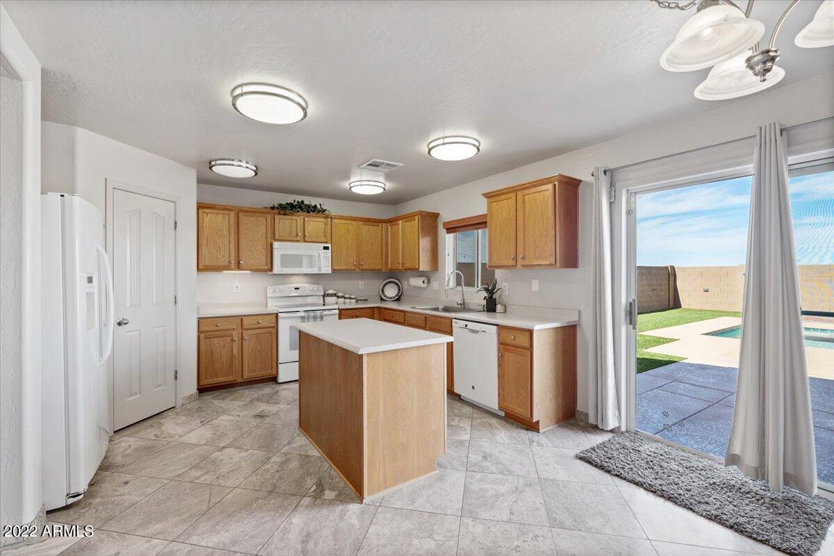2420 E SAN MANUEL Road