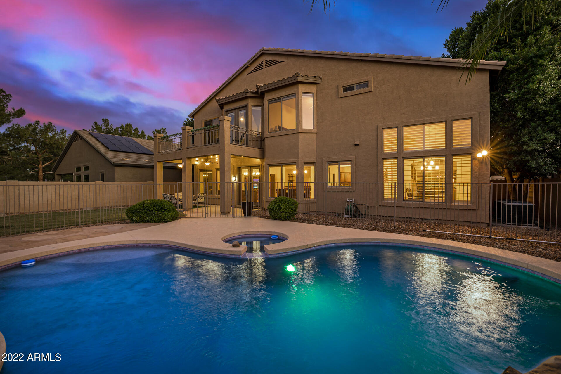 1242 E SARAGOSA Street