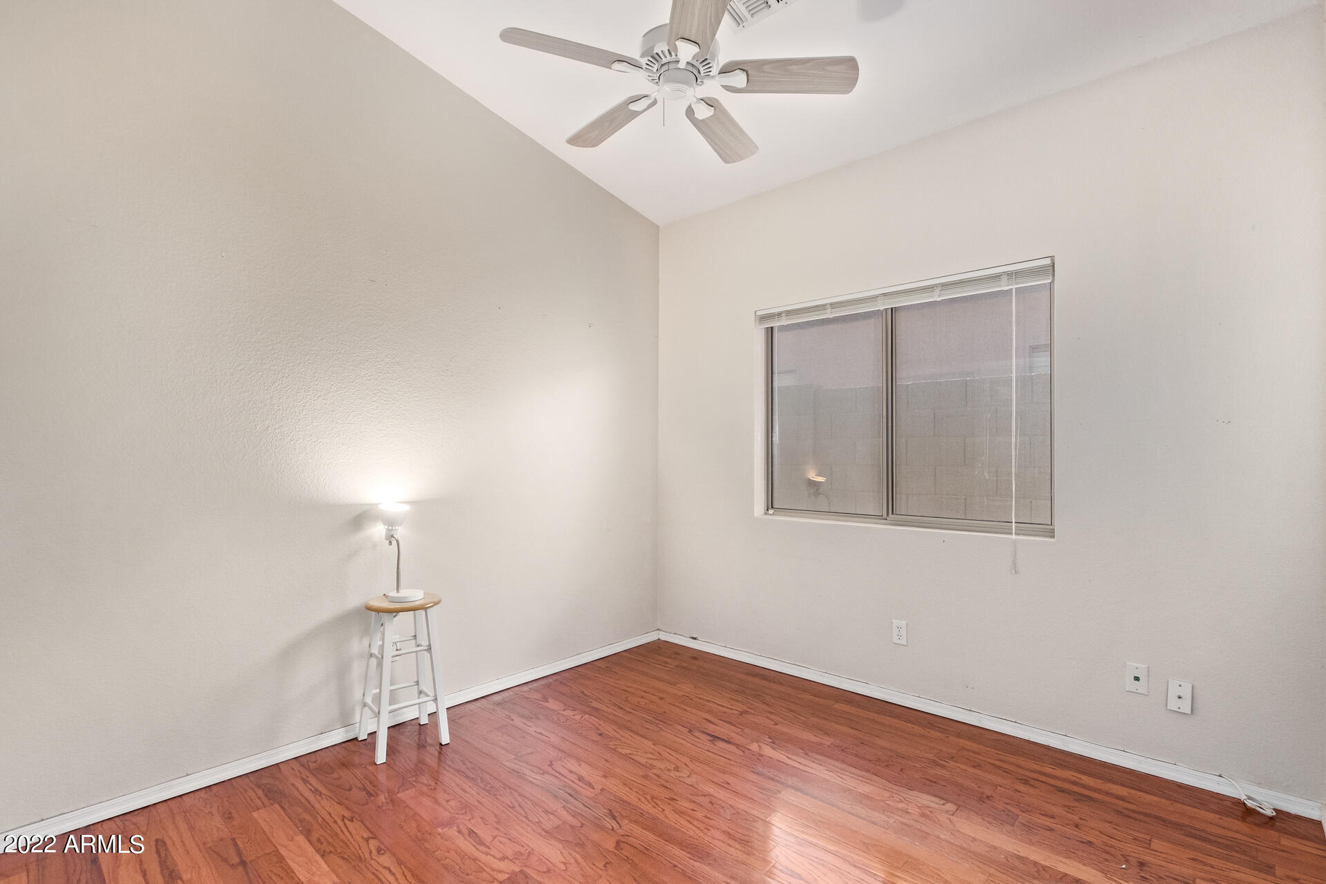 3459 W WEBSTER Court