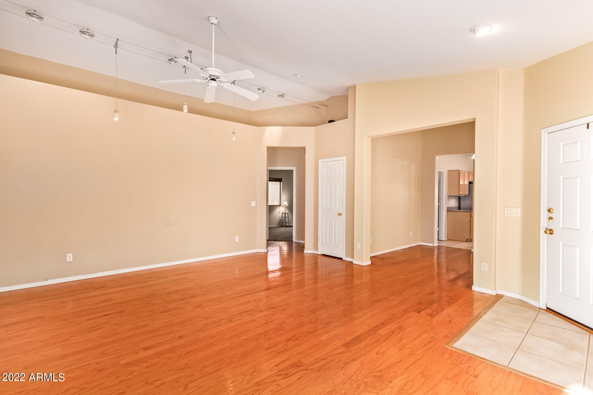 3459 W WEBSTER Court
