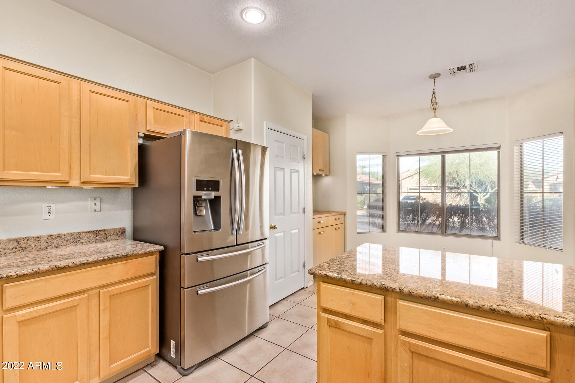 3459 W WEBSTER Court