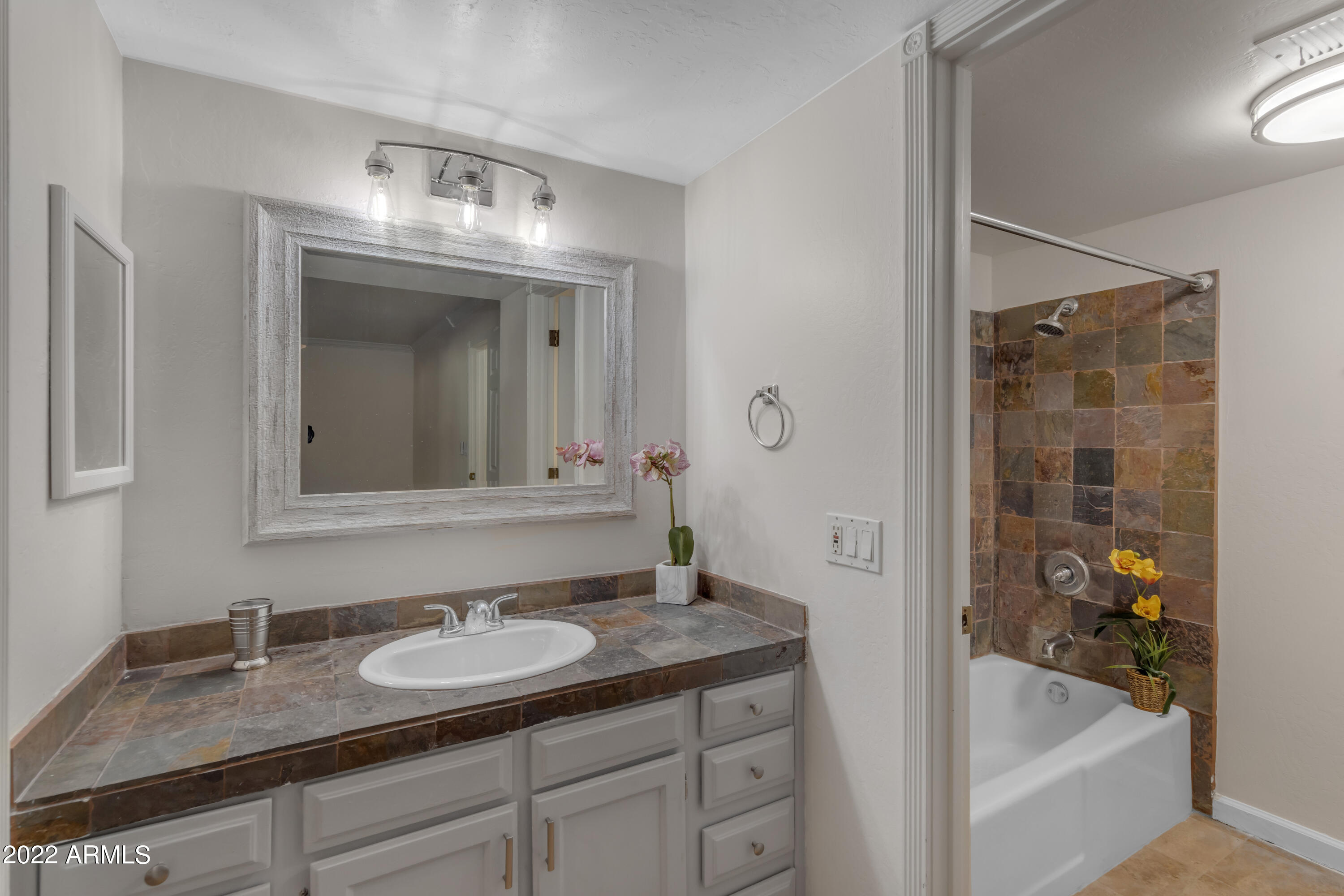 6533 N 7TH Avenue # 26