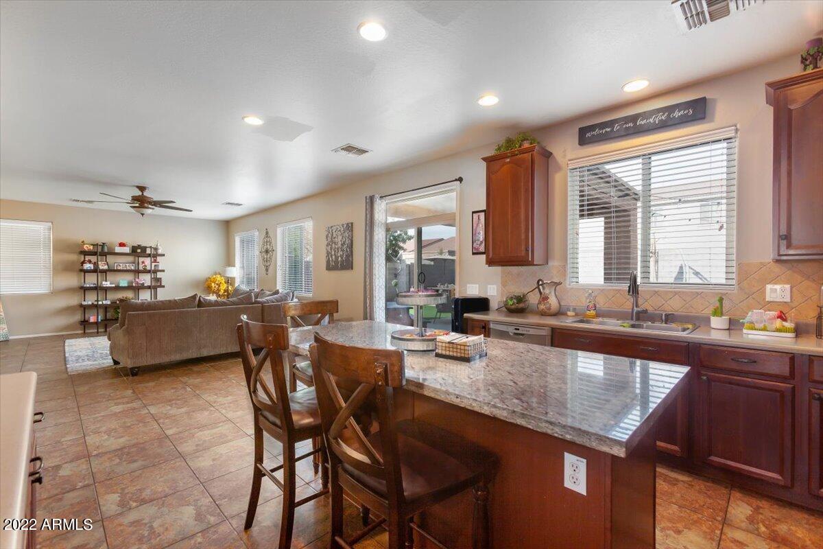 28226 N SHUNDEEN Circle