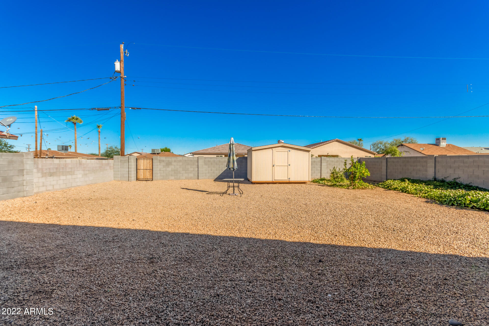 2512 E MOBILE Lane