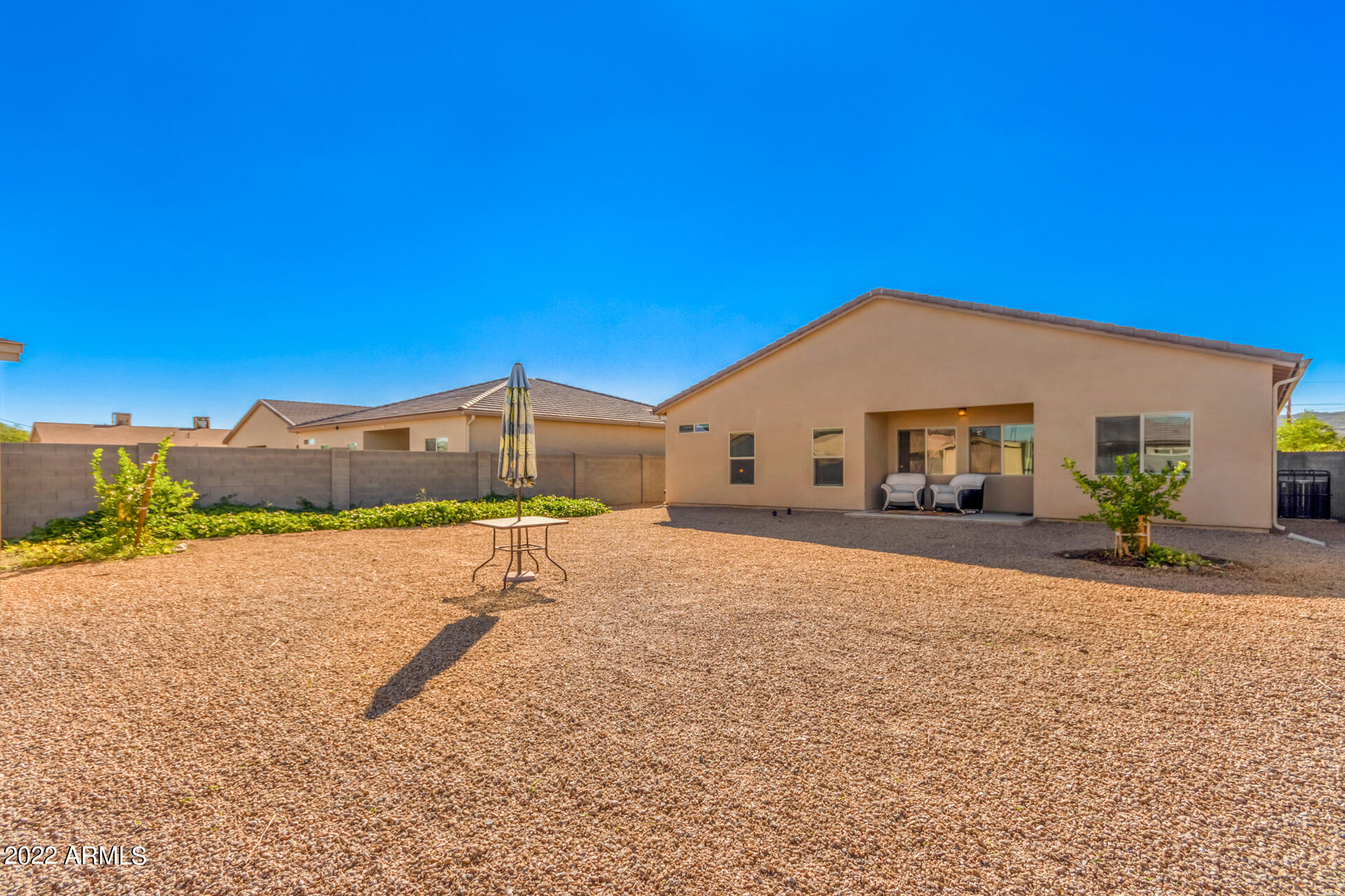 2512 E MOBILE Lane