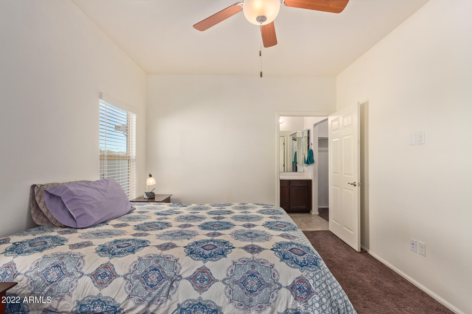 2512 E MOBILE Lane