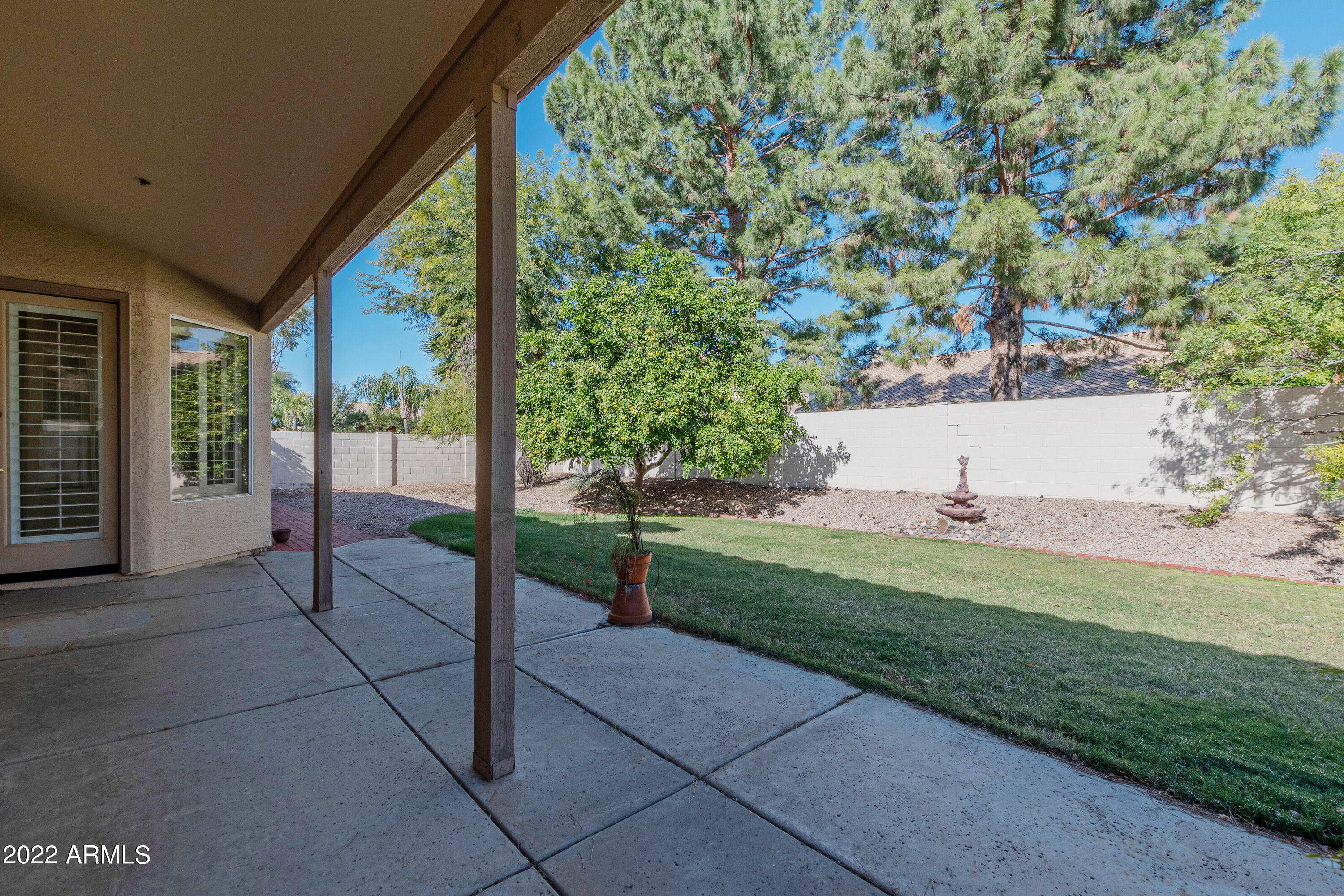 5520 E DANBURY Road