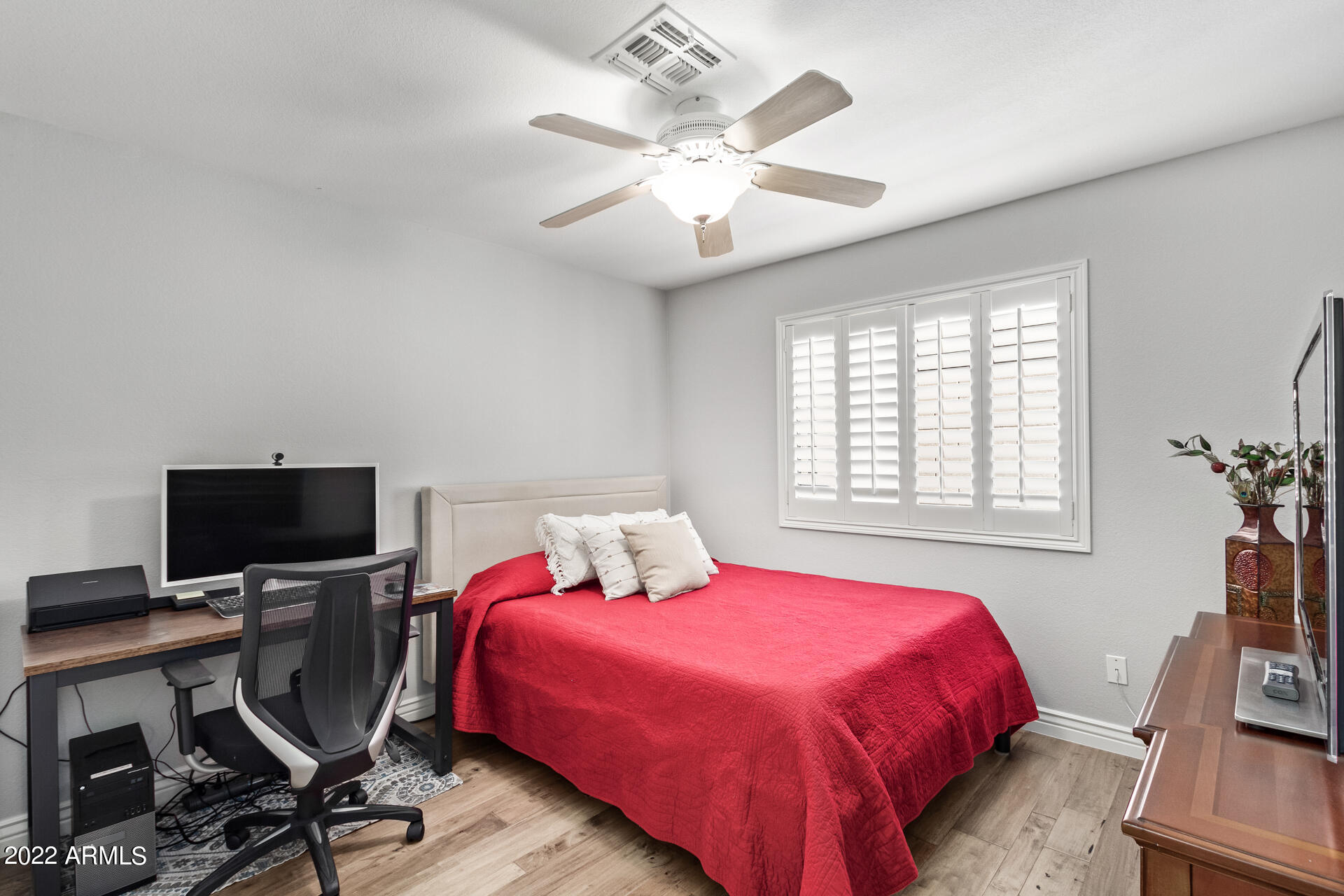 26417 N 43RD Place