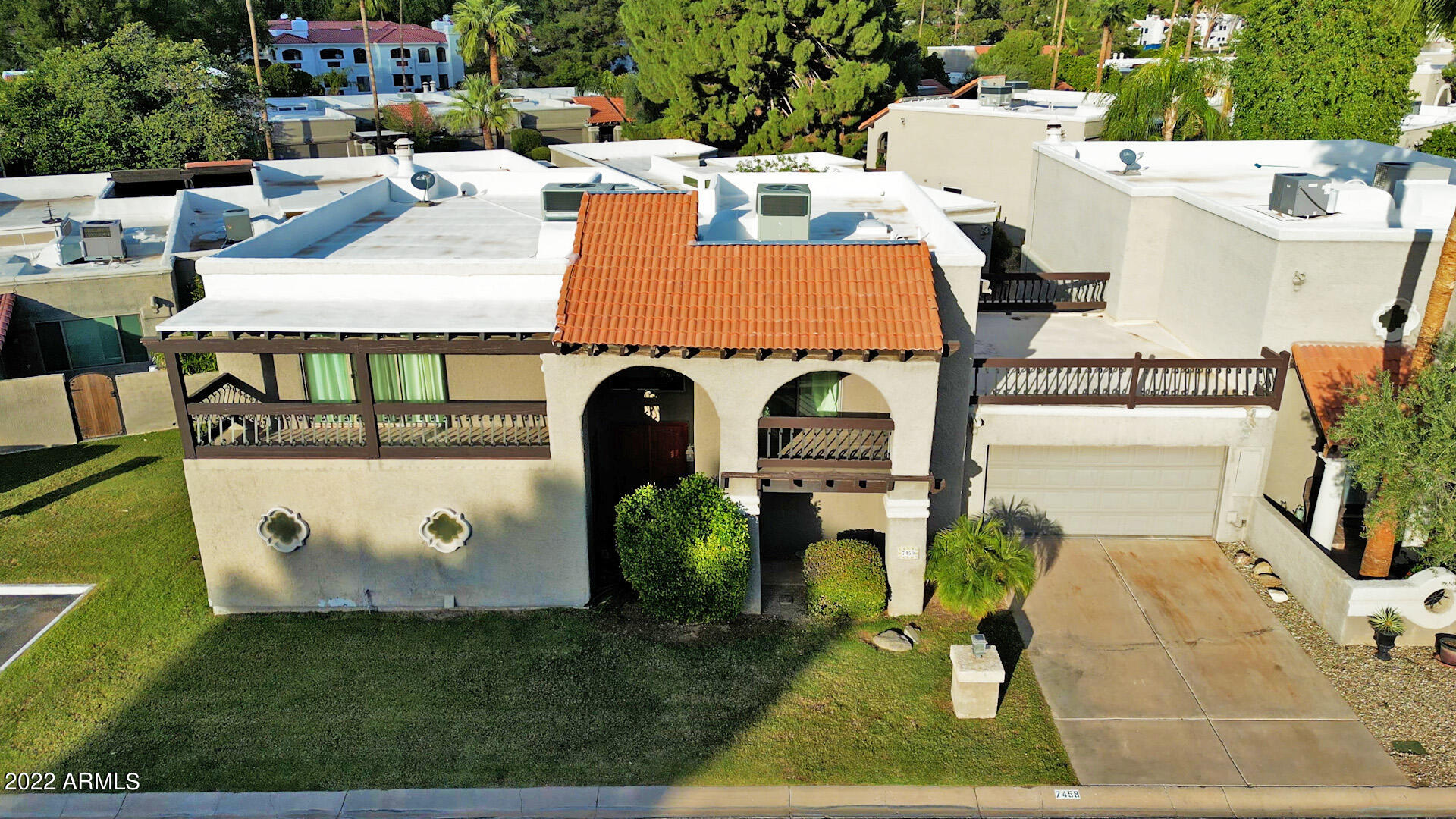 7459 E PLEASANT Run