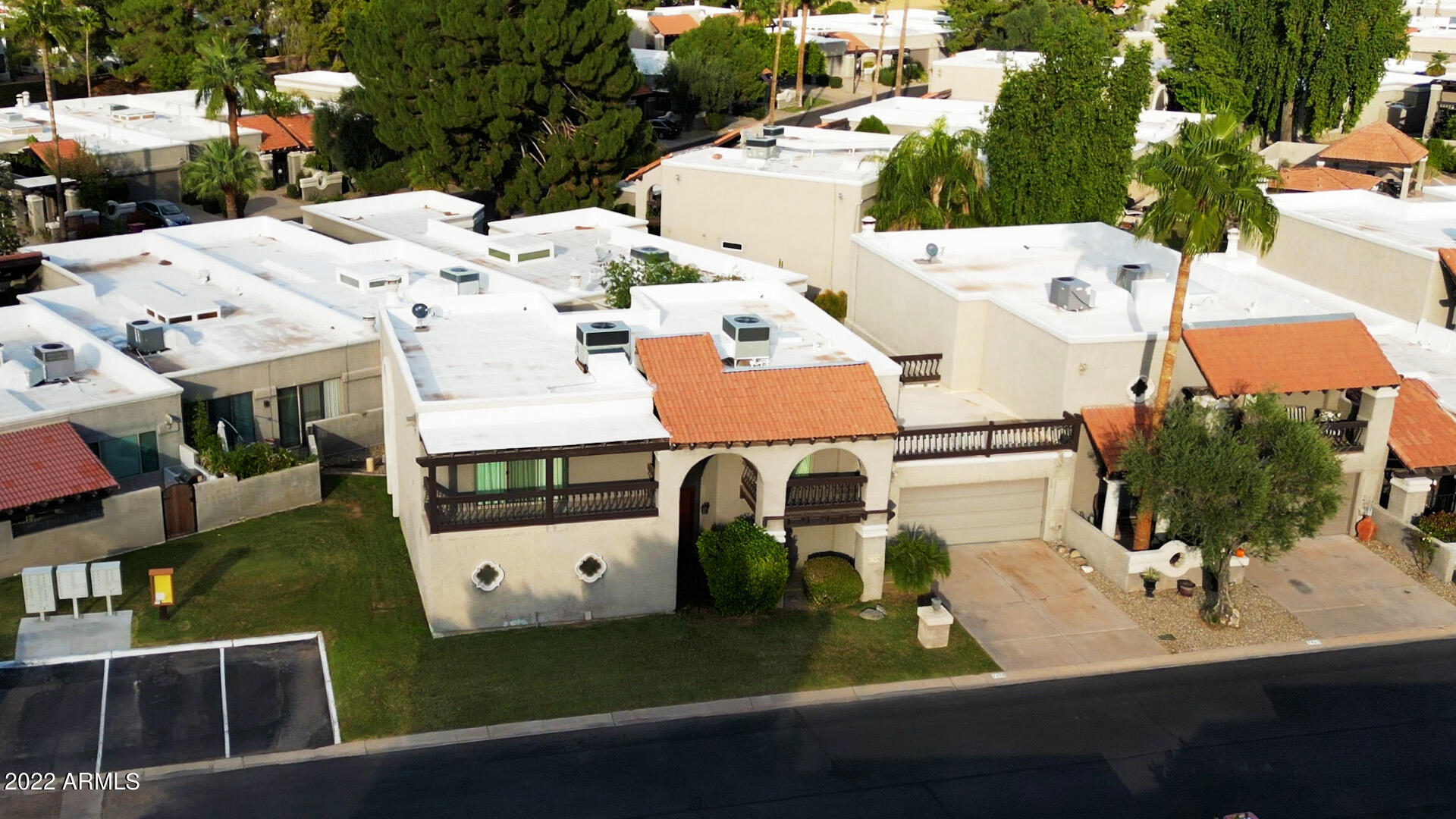 7459 E PLEASANT Run