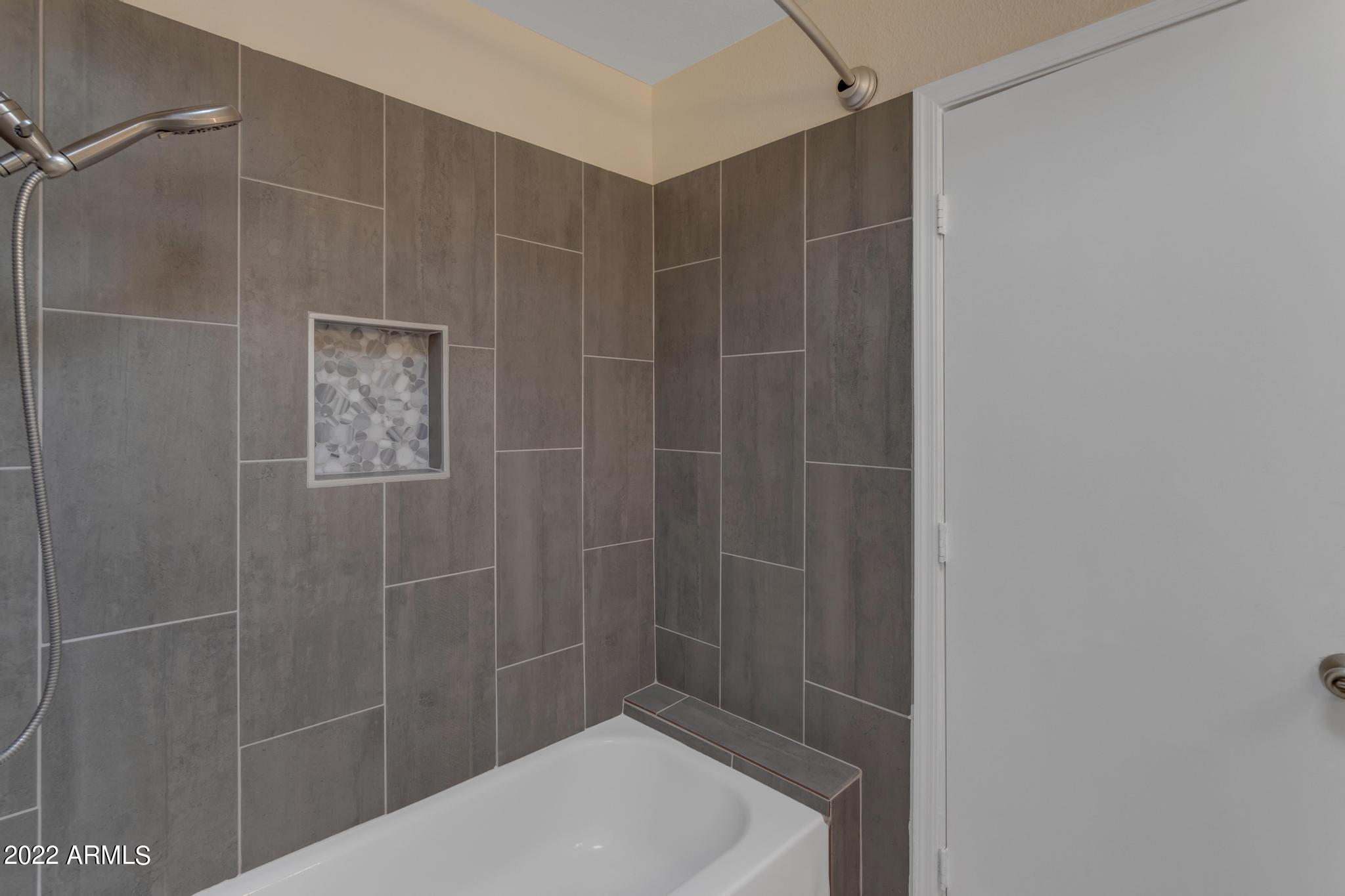 7459 E PLEASANT Run