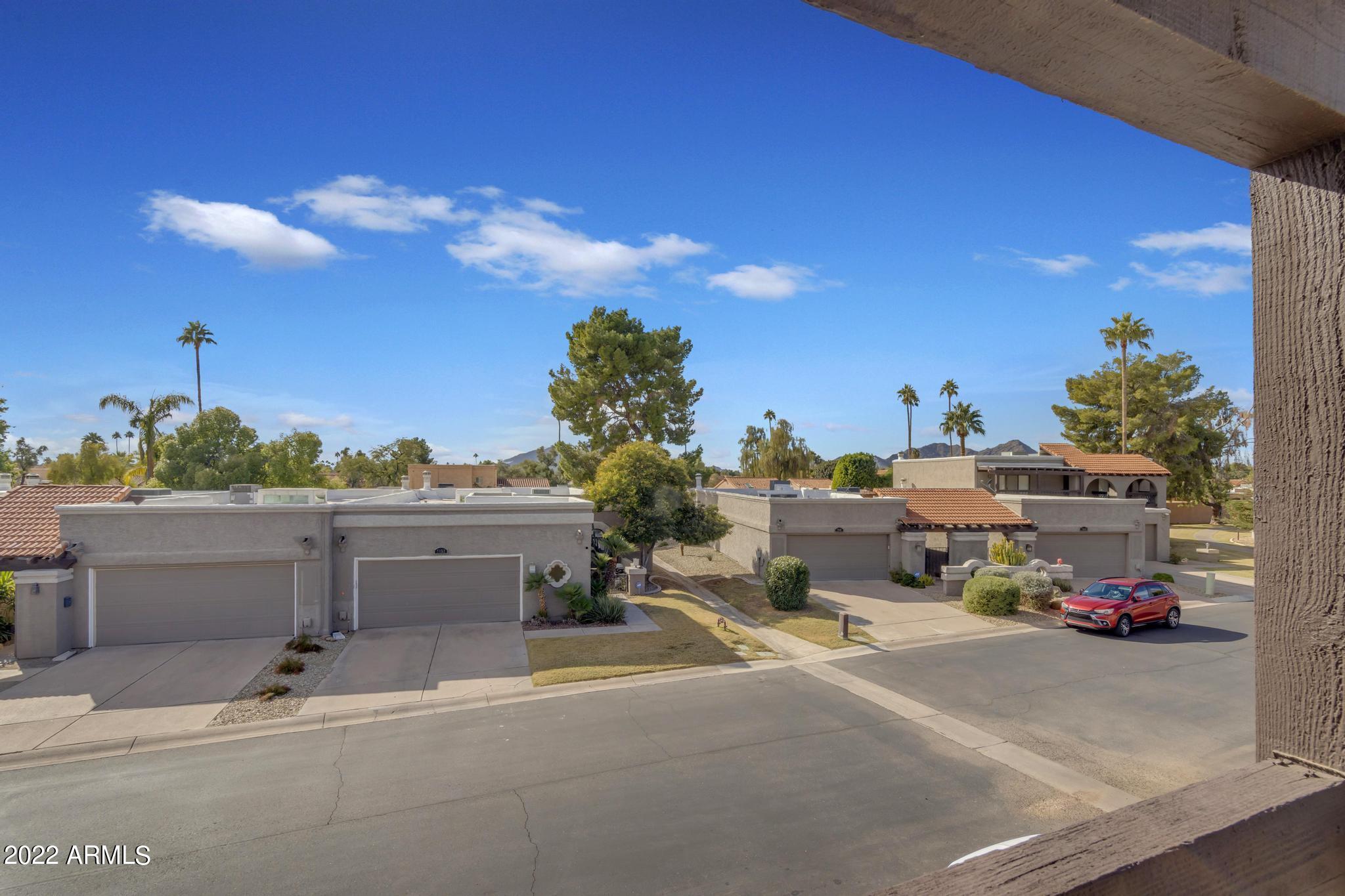 7459 E PLEASANT Run