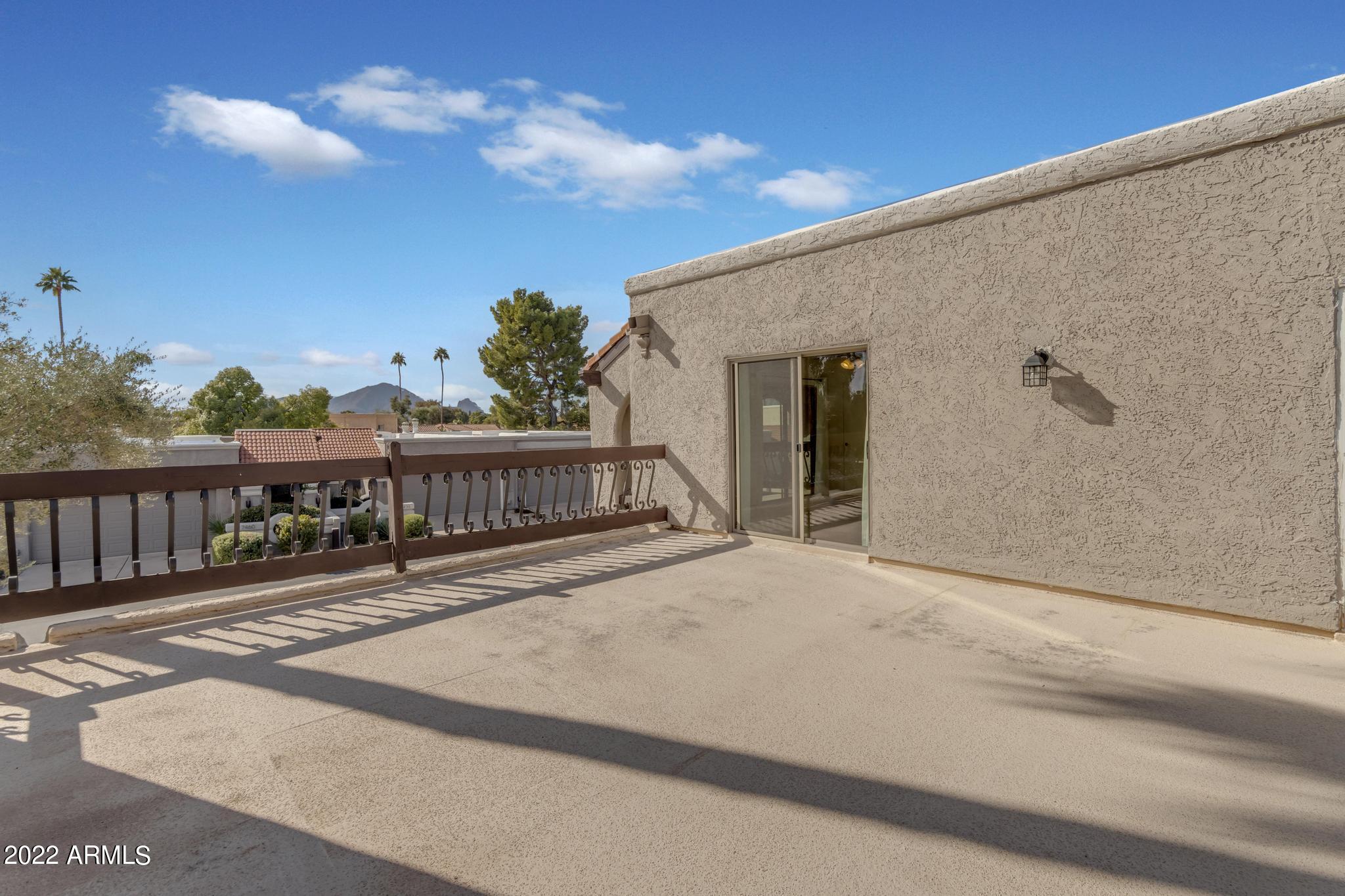 7459 E PLEASANT Run