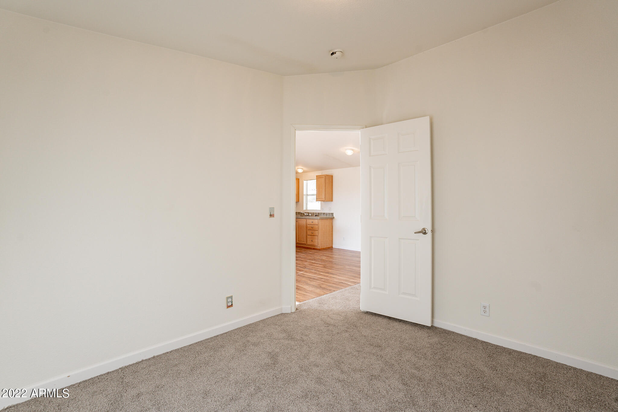 634 S 87TH Place