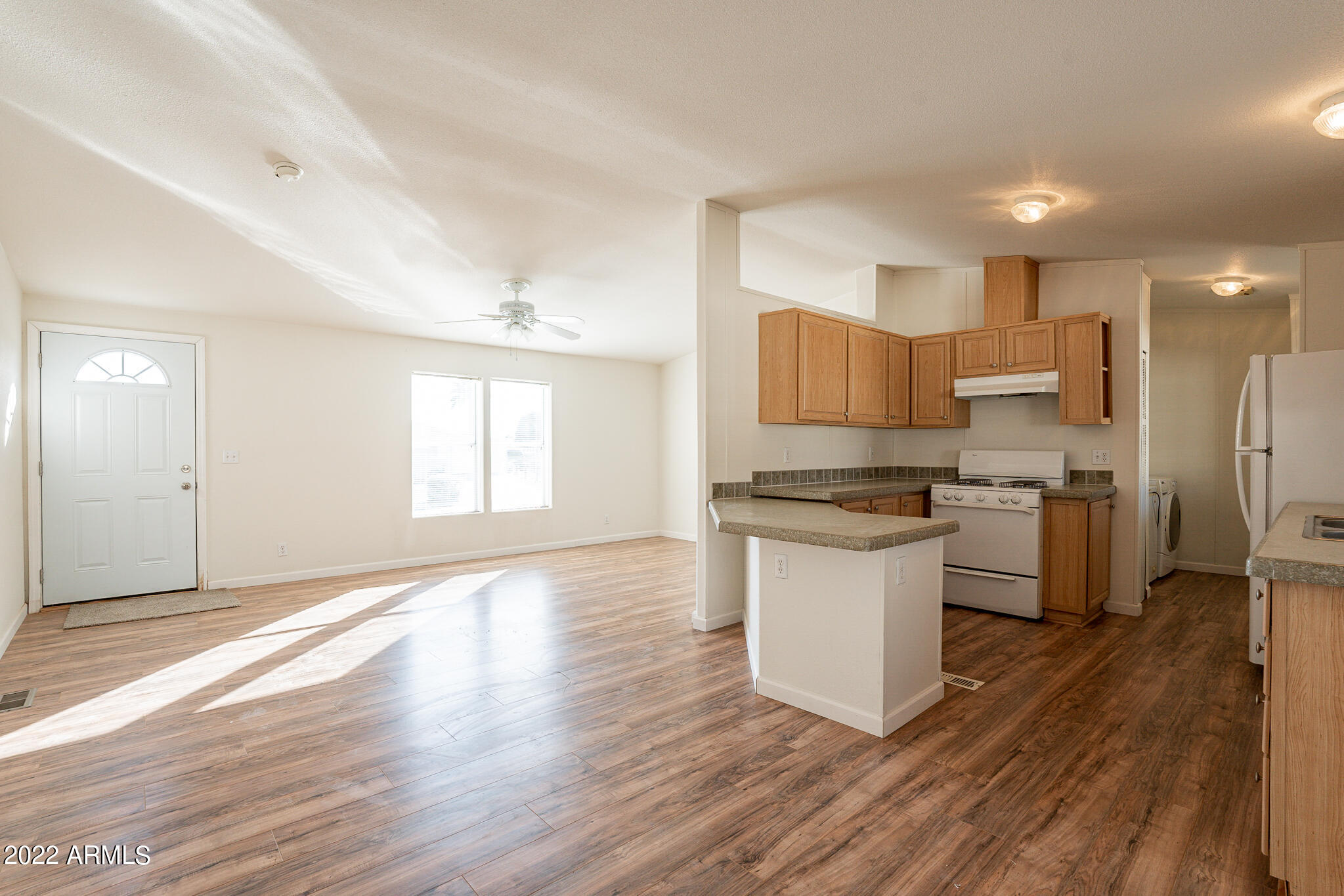 634 S 87TH Place