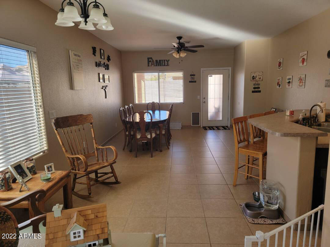 3740 E Remington Drive