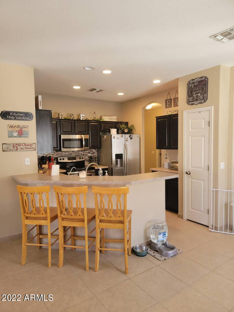 3740 E Remington Drive