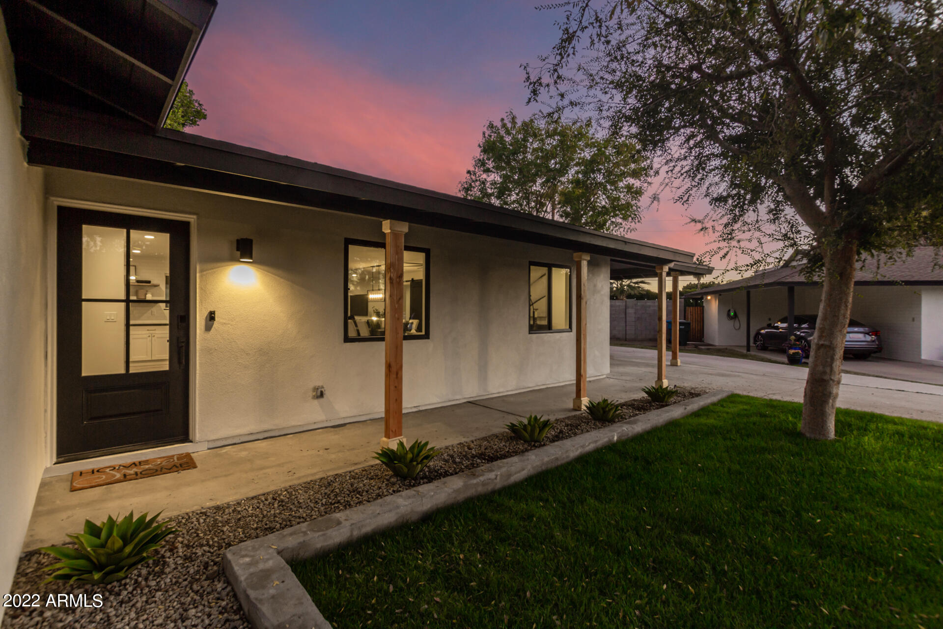 1509 E MCLELLAN Boulevard