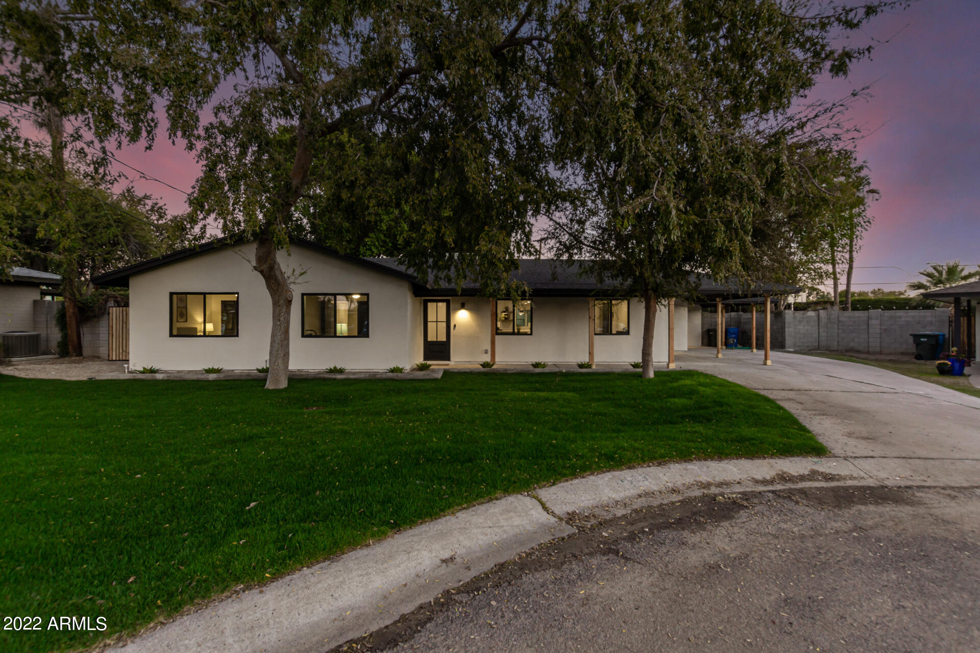 1509 E MCLELLAN Boulevard