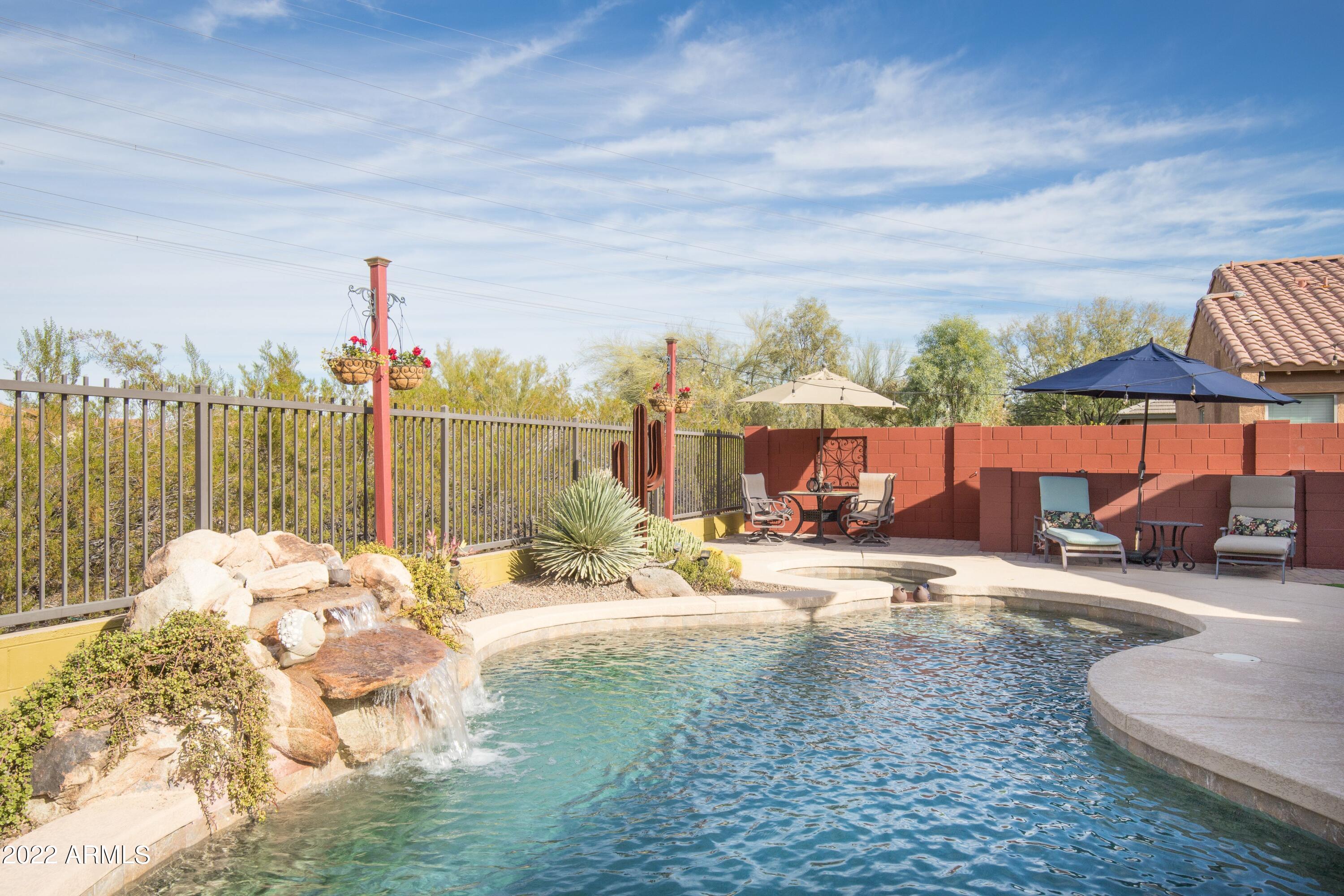 2630 E SAGUARO PARK Lane