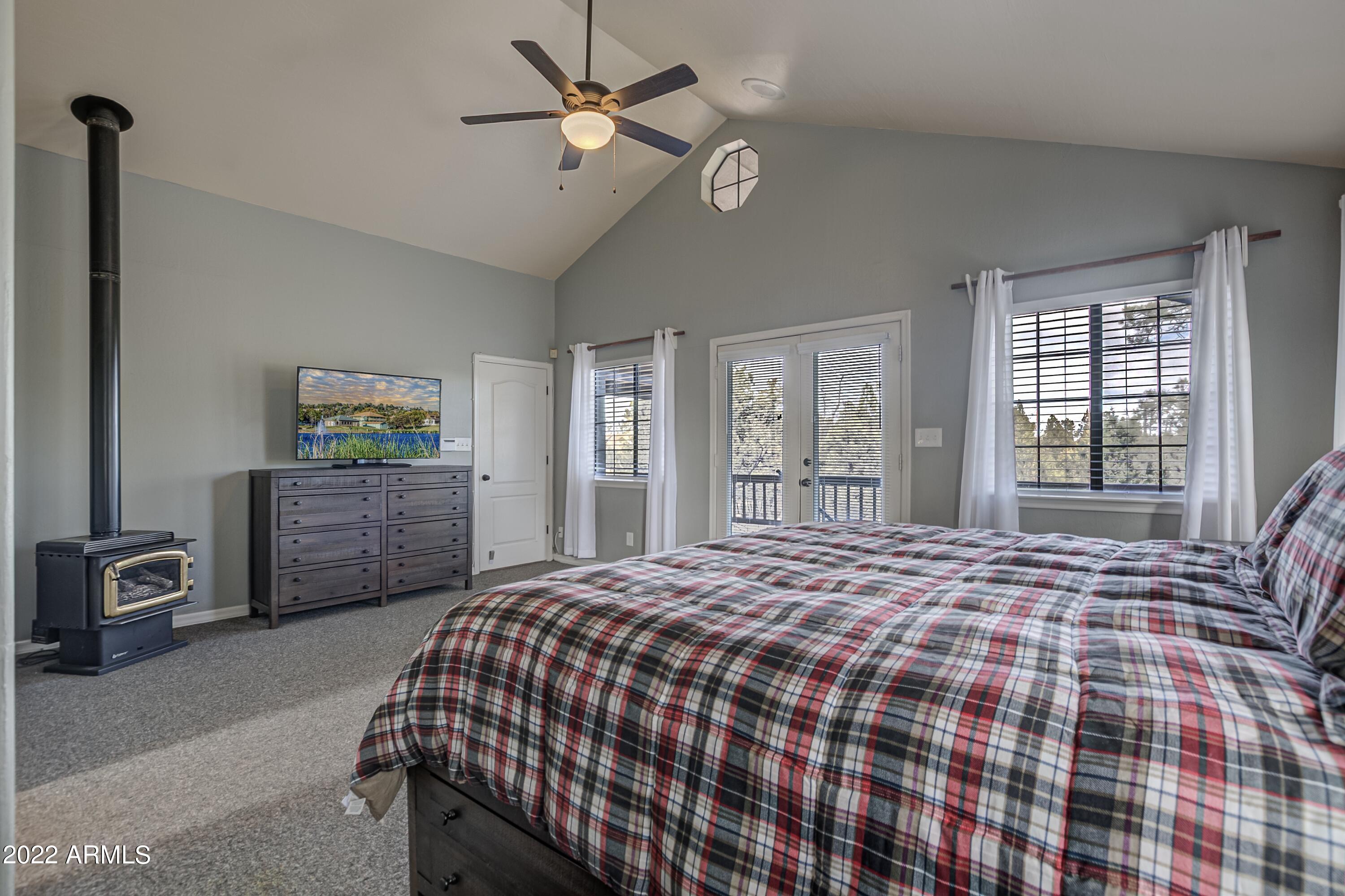 2901 ROUNDUP Circle
