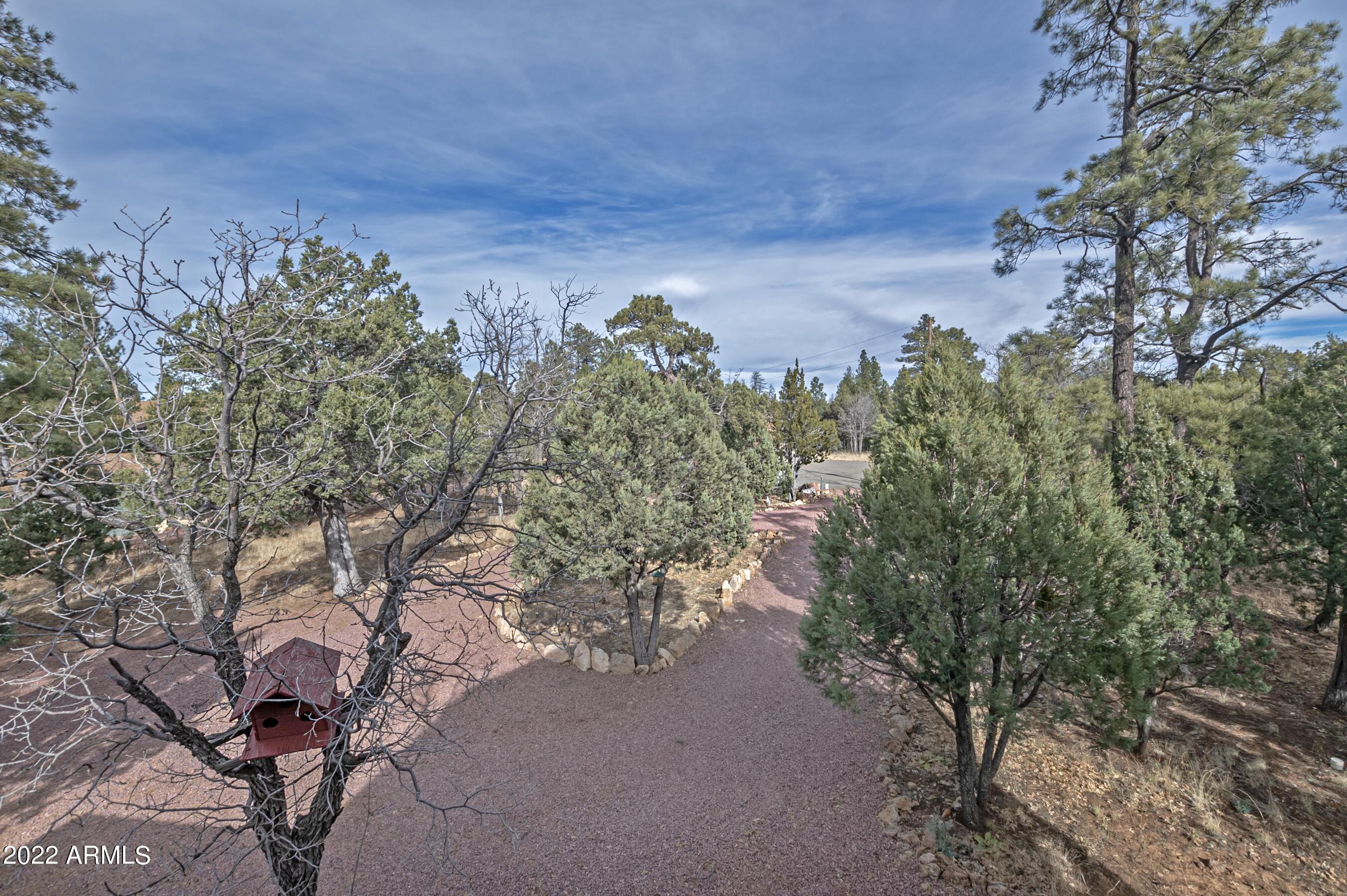 2901 ROUNDUP Circle