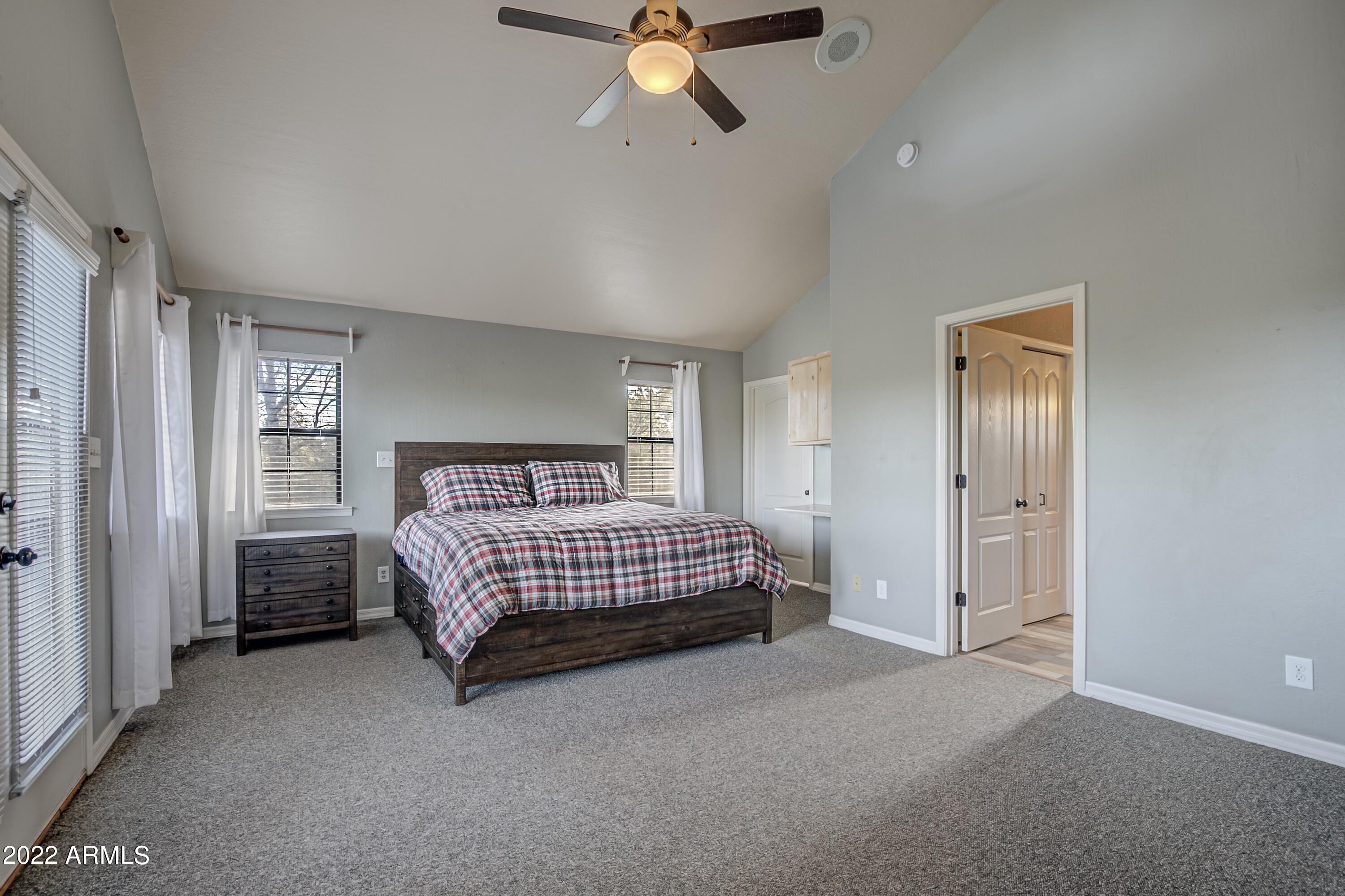 2901 ROUNDUP Circle