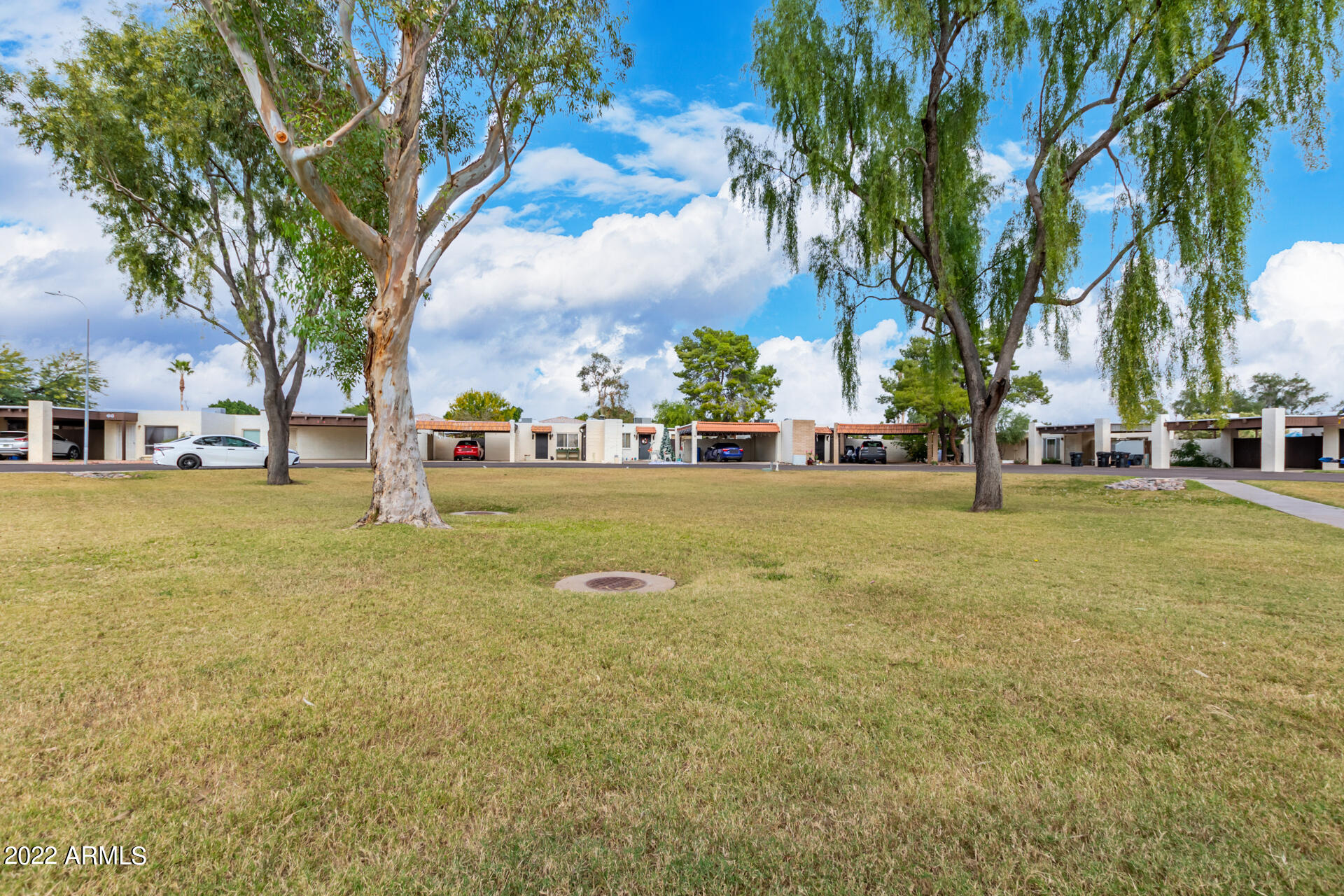 1725 N DATE Street # 4