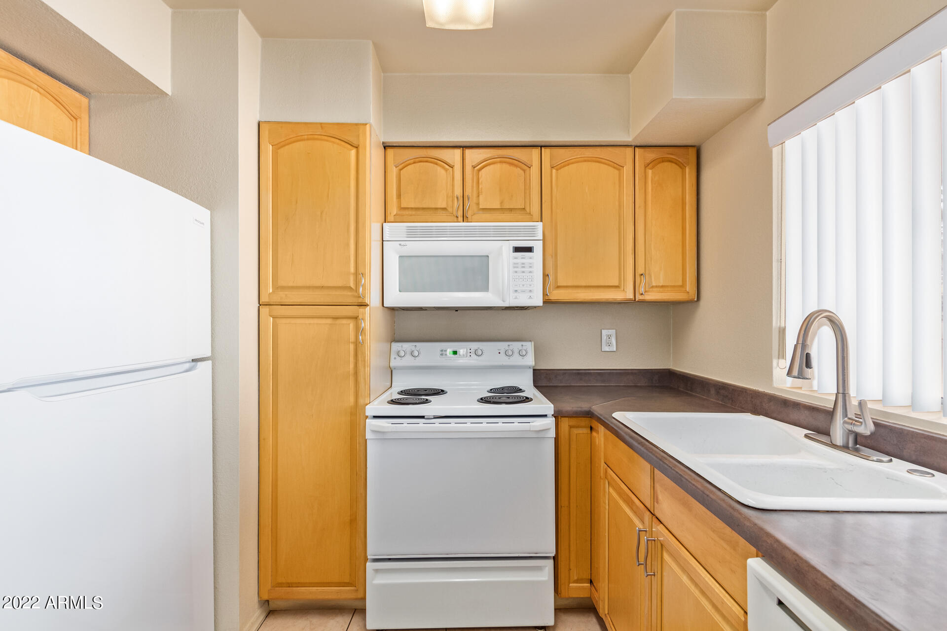 1725 N DATE Street # 4
