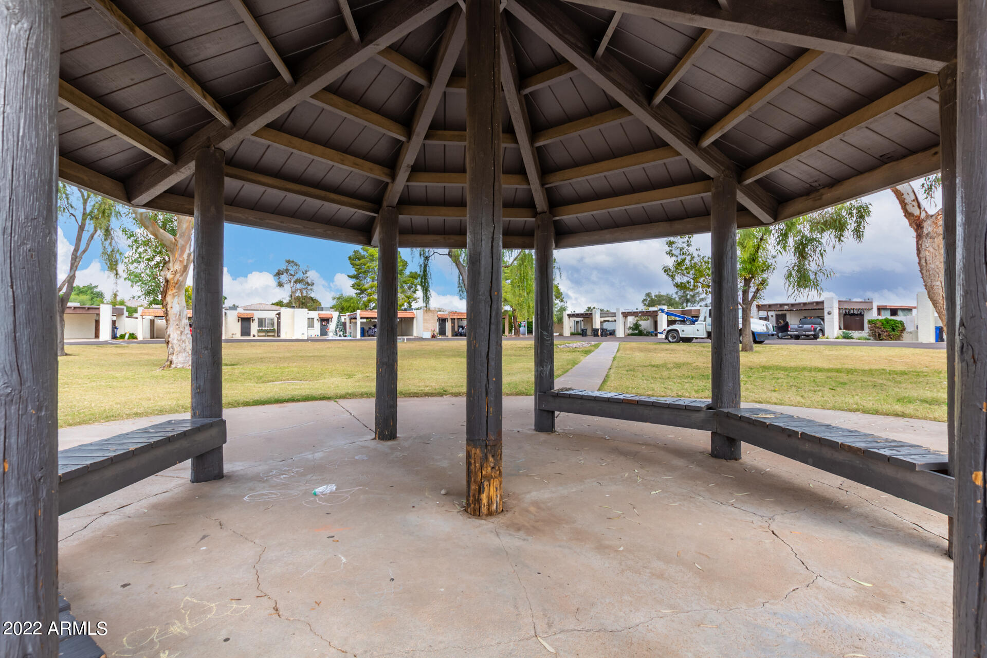 1725 N DATE Street # 4