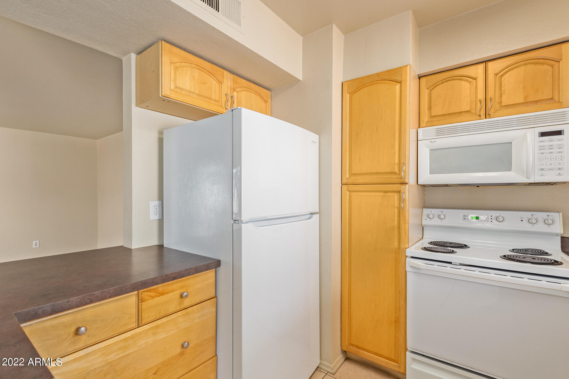 1725 N DATE Street # 4