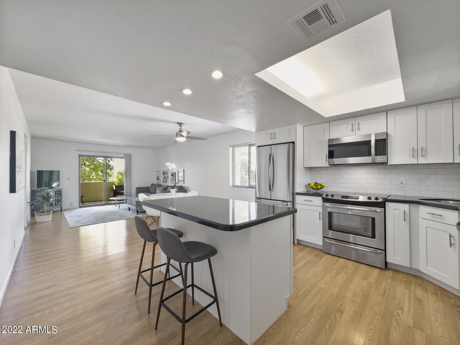 4150 E CACTUS Road # 214
