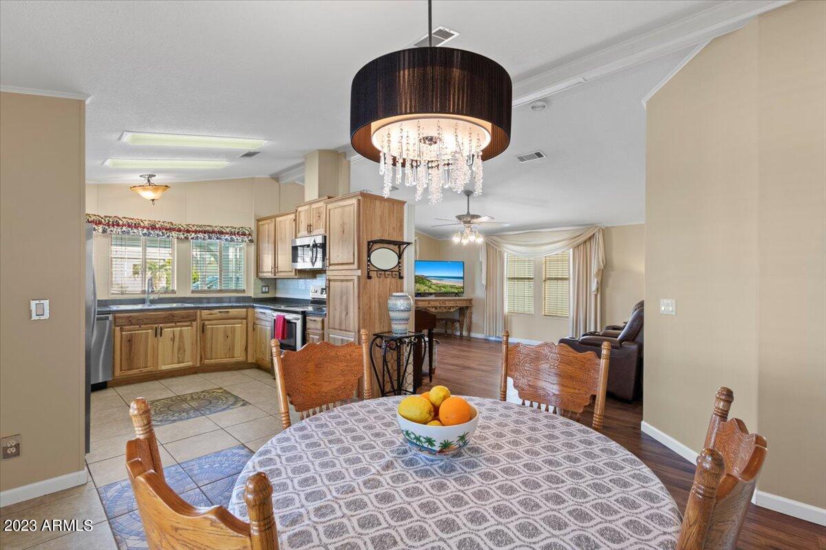 215 N Power Road # 382