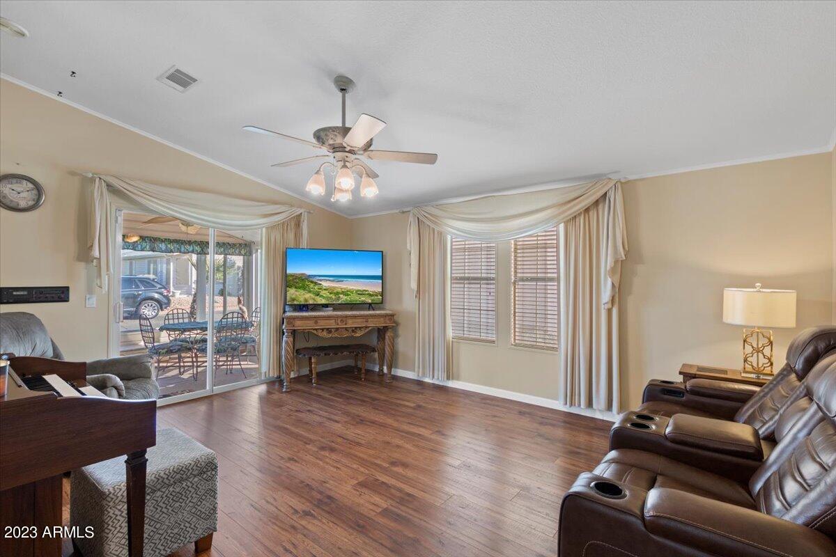 215 N Power Road # 382