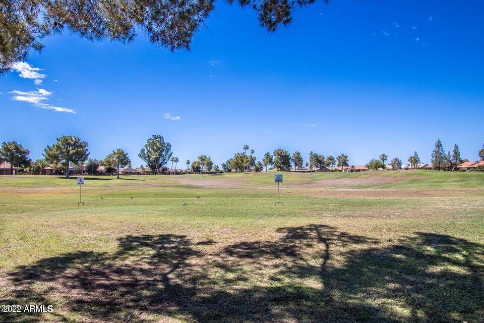 1830 E WESTCHESTER Drive