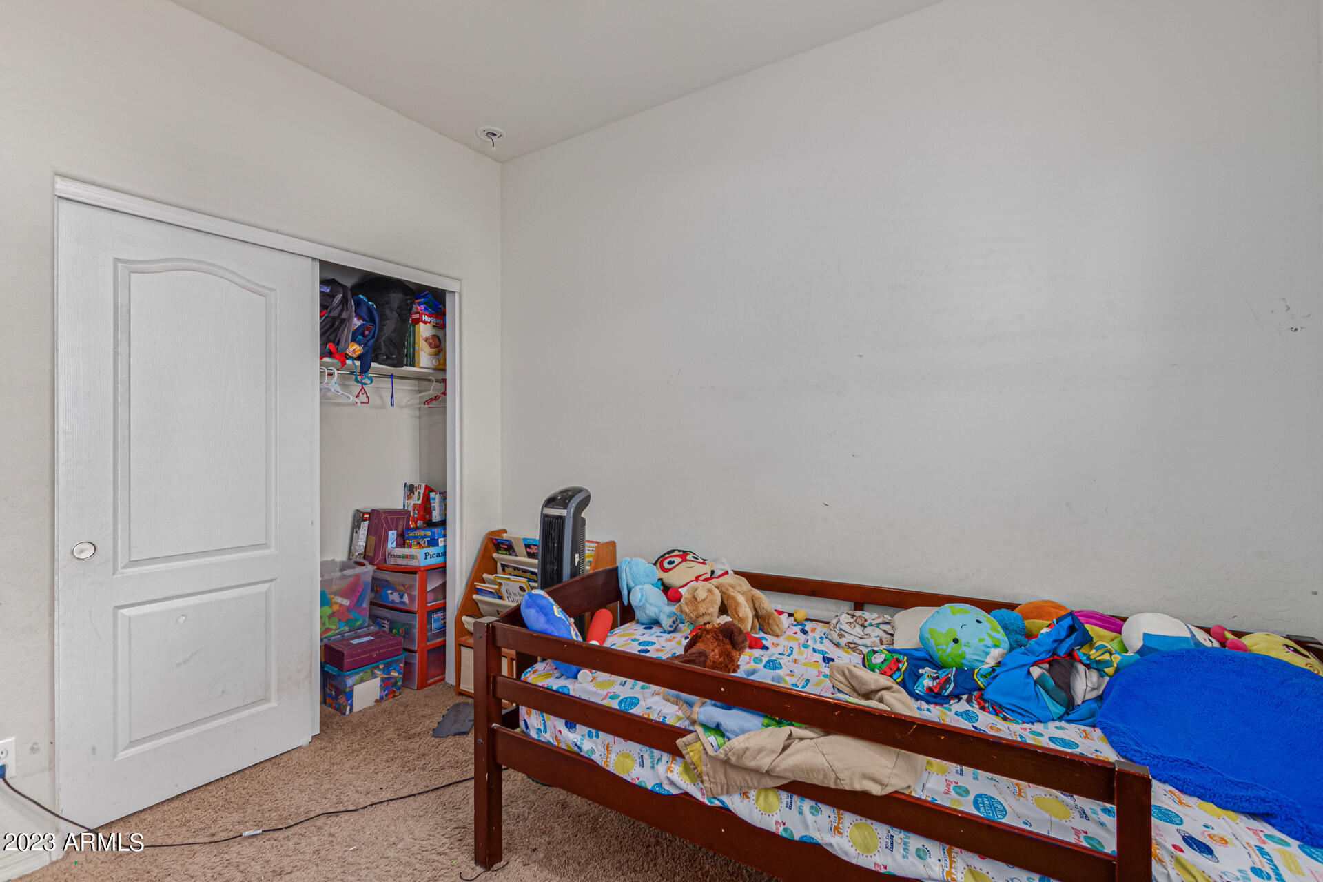 40009 W PRYOR Lane