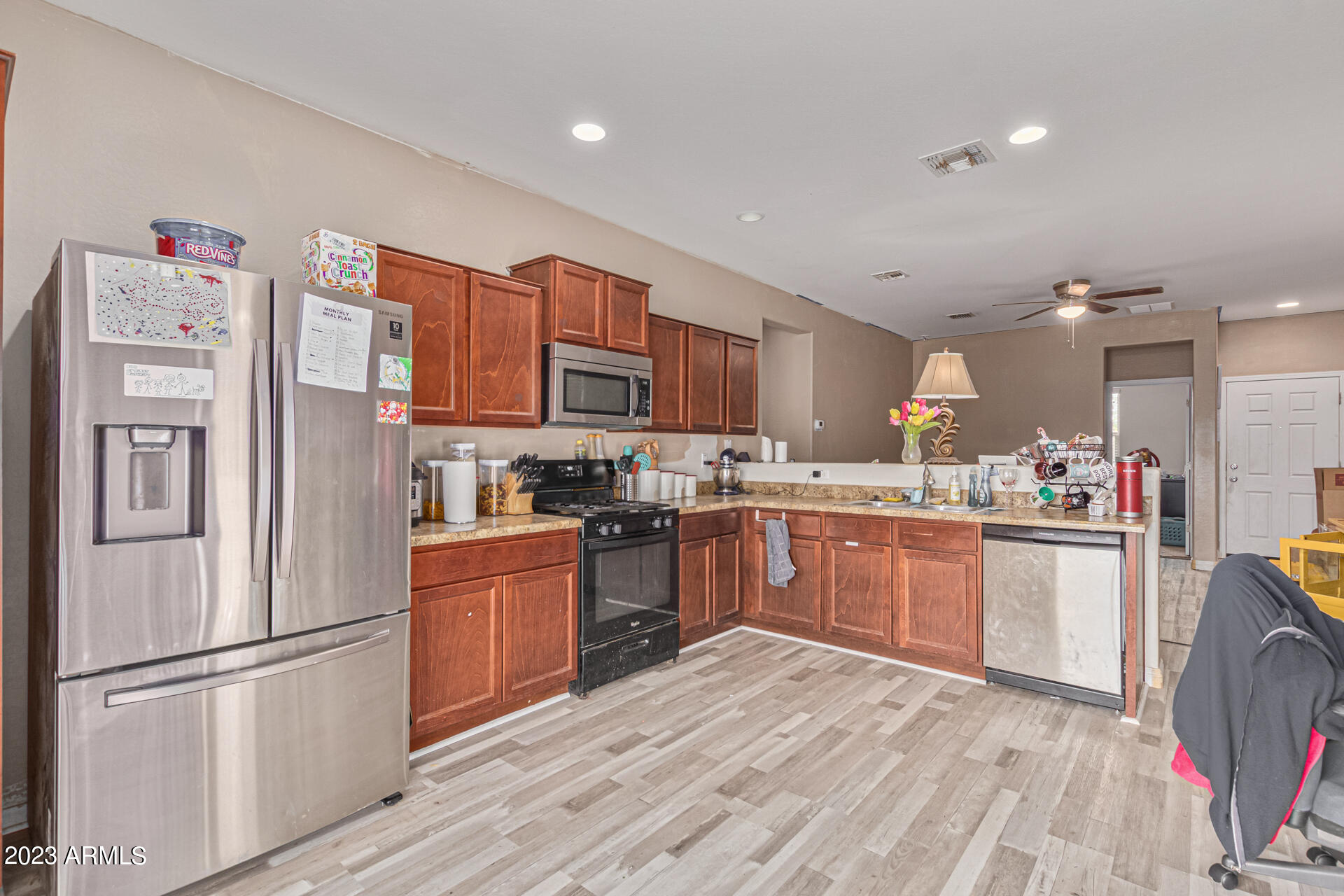 40009 W PRYOR Lane