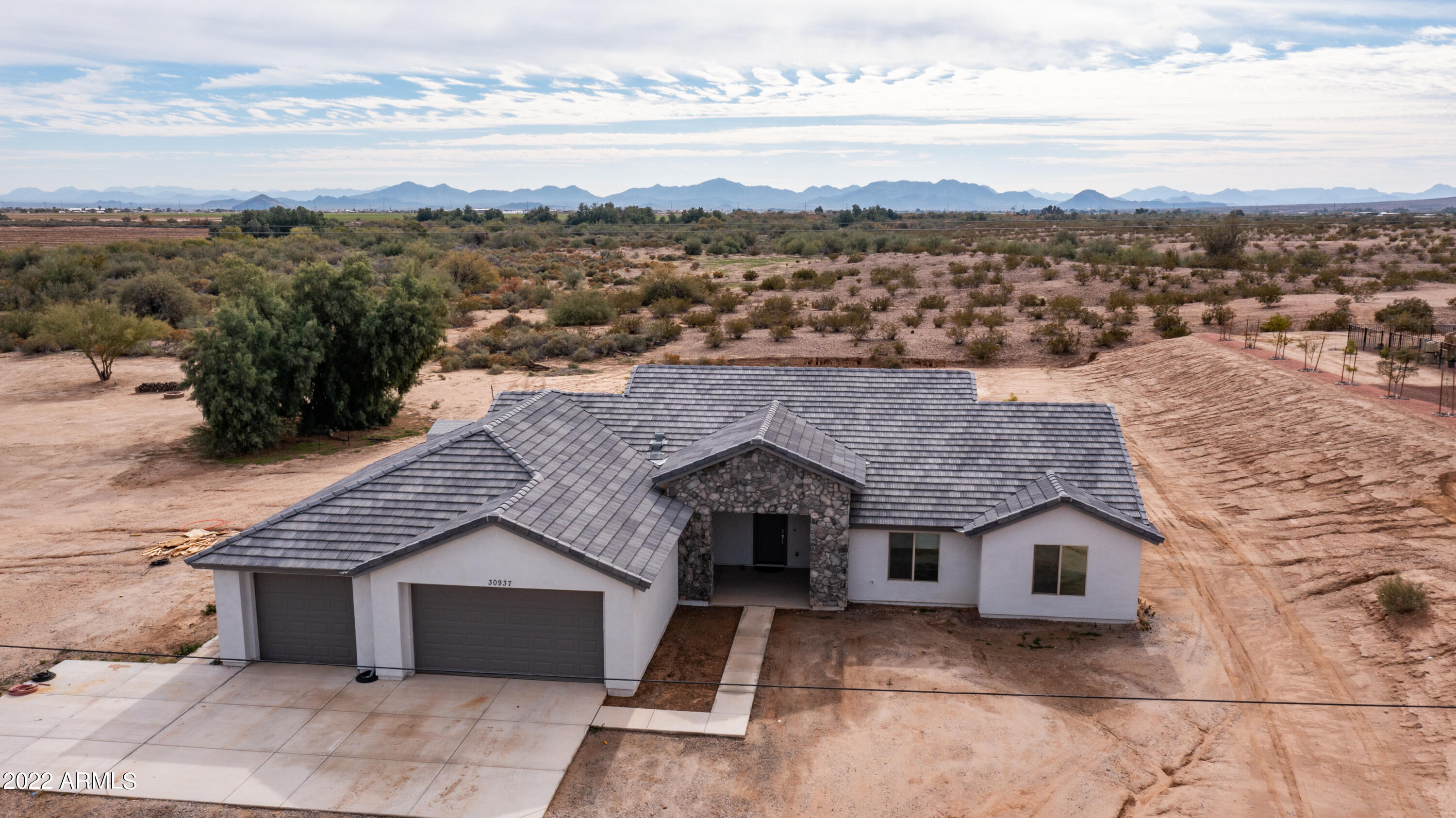 30937 W PLEASANT Lane