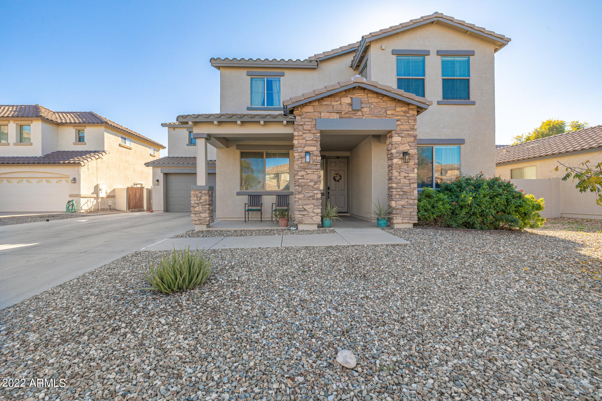 21453 E ROUNDUP Way