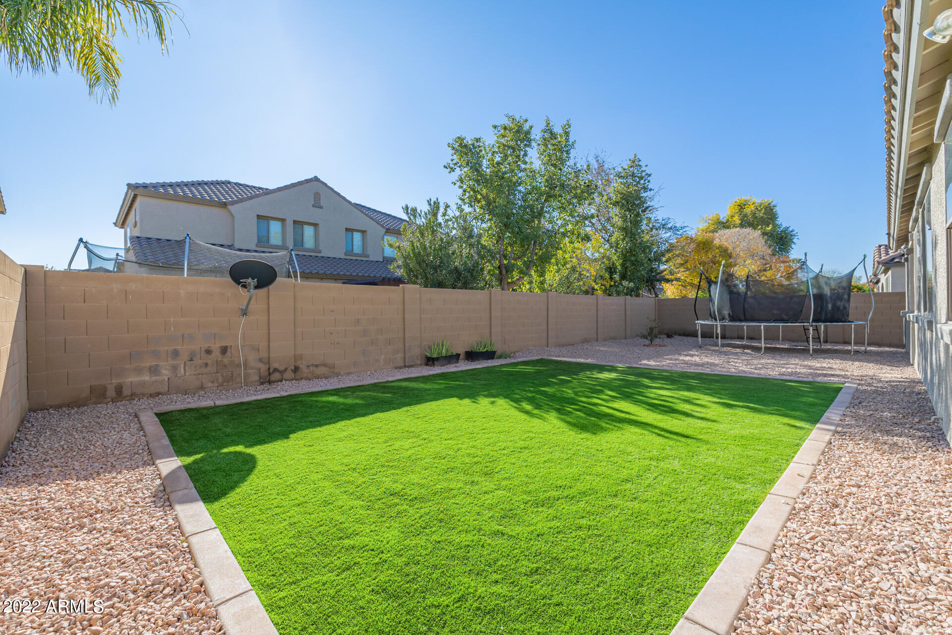 21453 E ROUNDUP Way