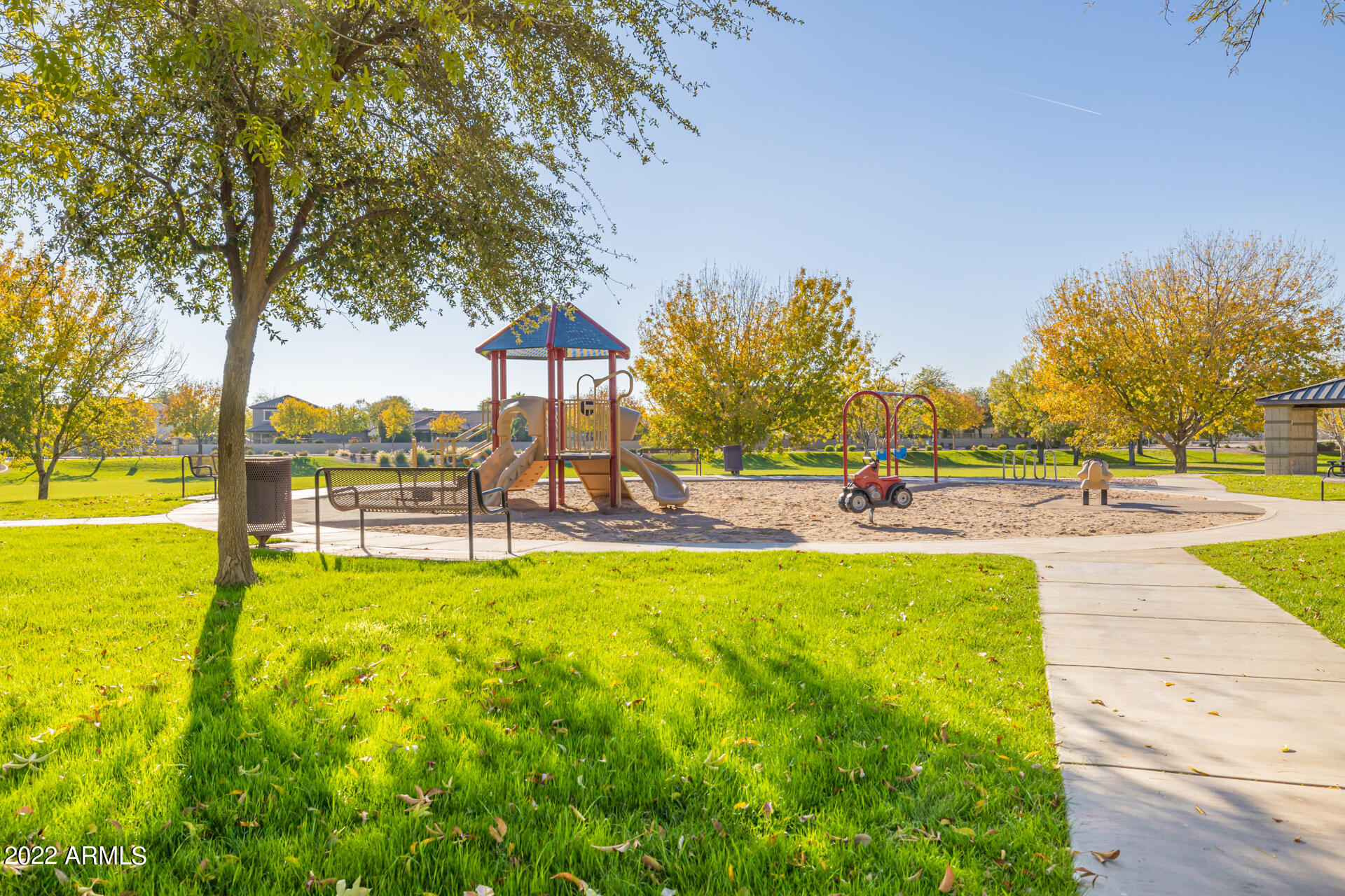 21453 E ROUNDUP Way