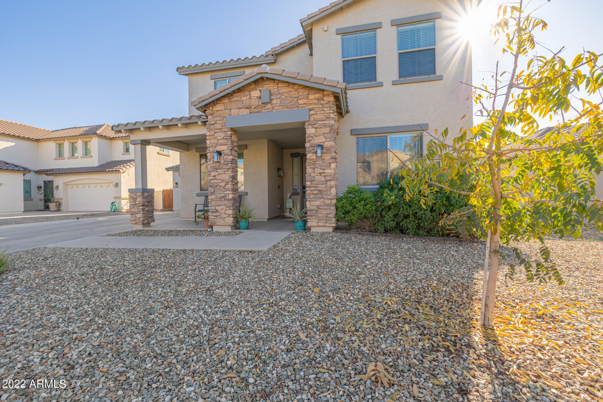 21453 E ROUNDUP Way