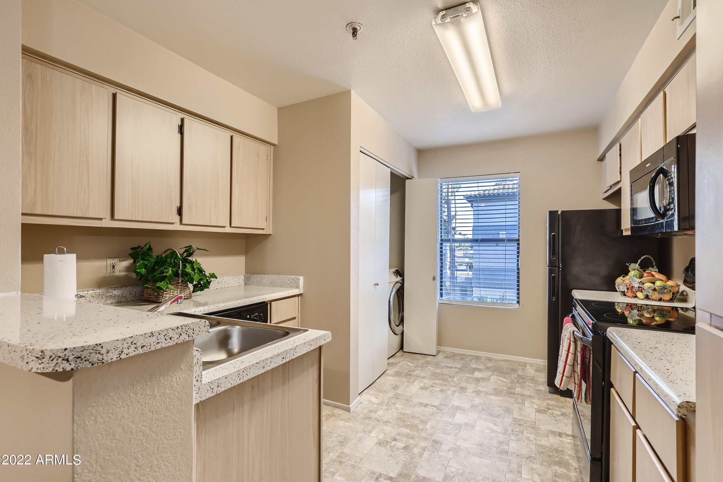 2025 E CAMPBELL Avenue # 217